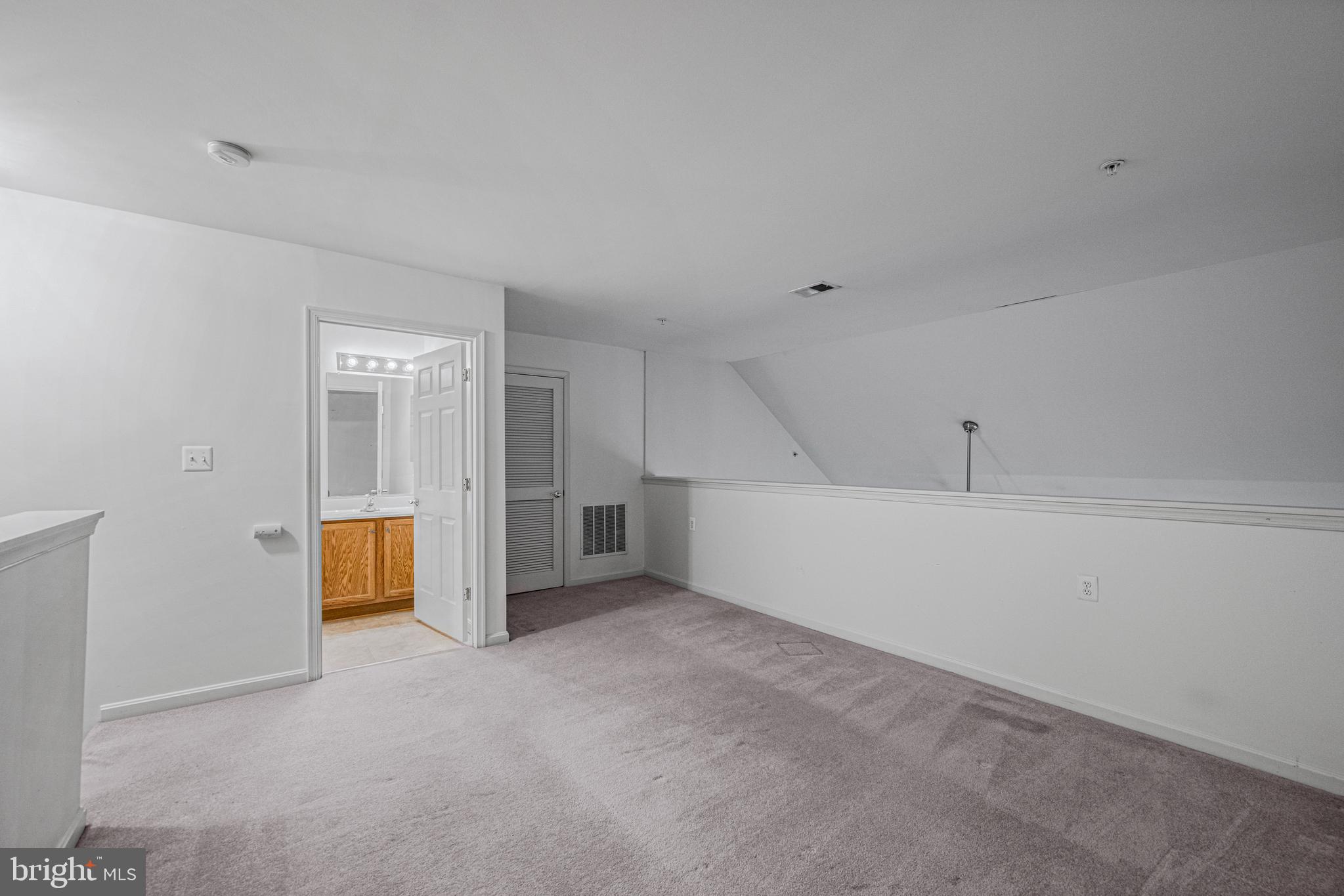 CAMERON GROVE - Residential