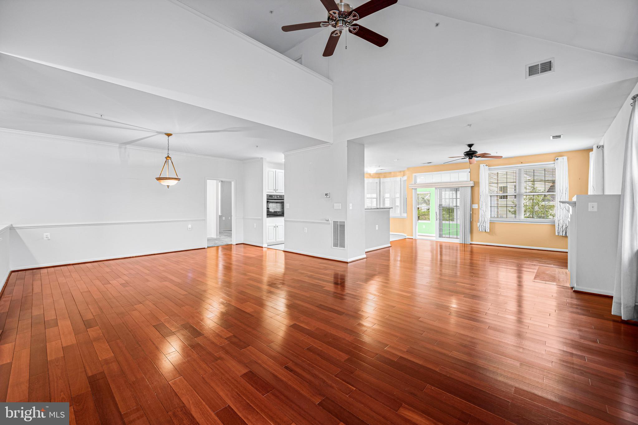 CAMERON GROVE - Residential