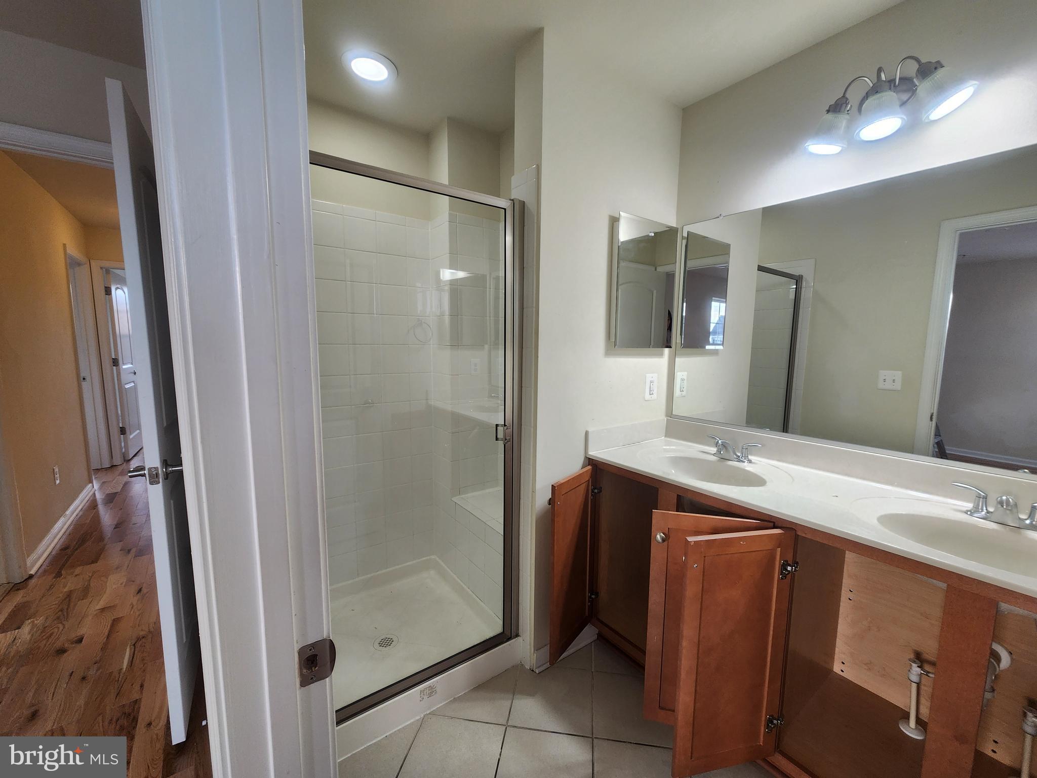 IRVINGTON - Residential Lease