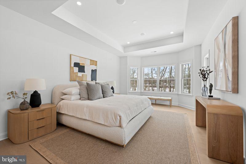 VILLAGE OF FOUR SEASONS - Residential