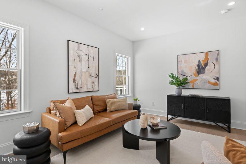 VILLAGE OF FOUR SEASONS - Residential