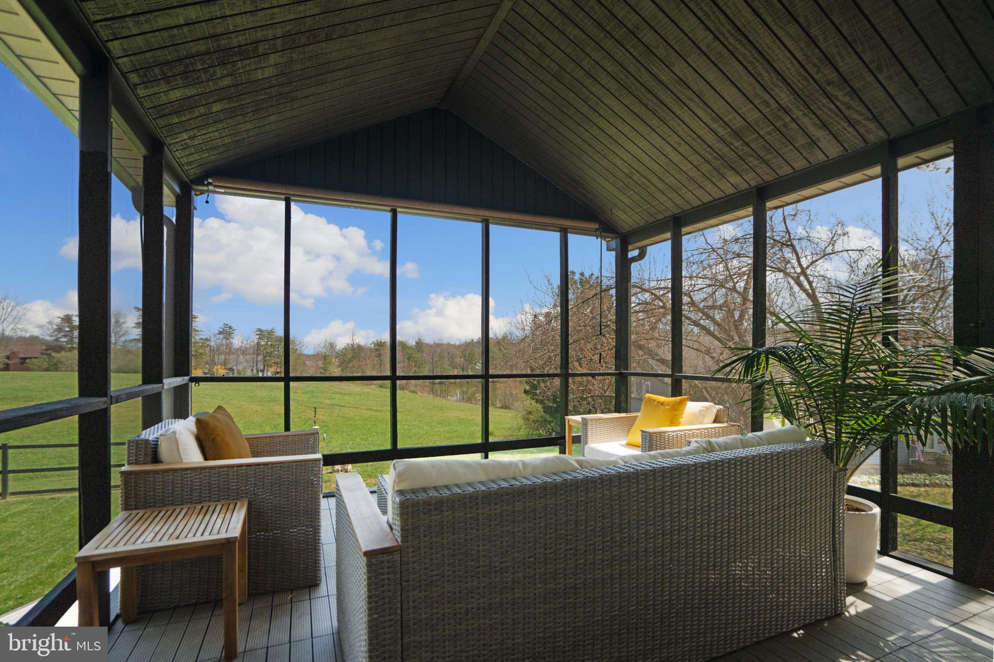 LAKE HOLIDAY ESTATES - Residential