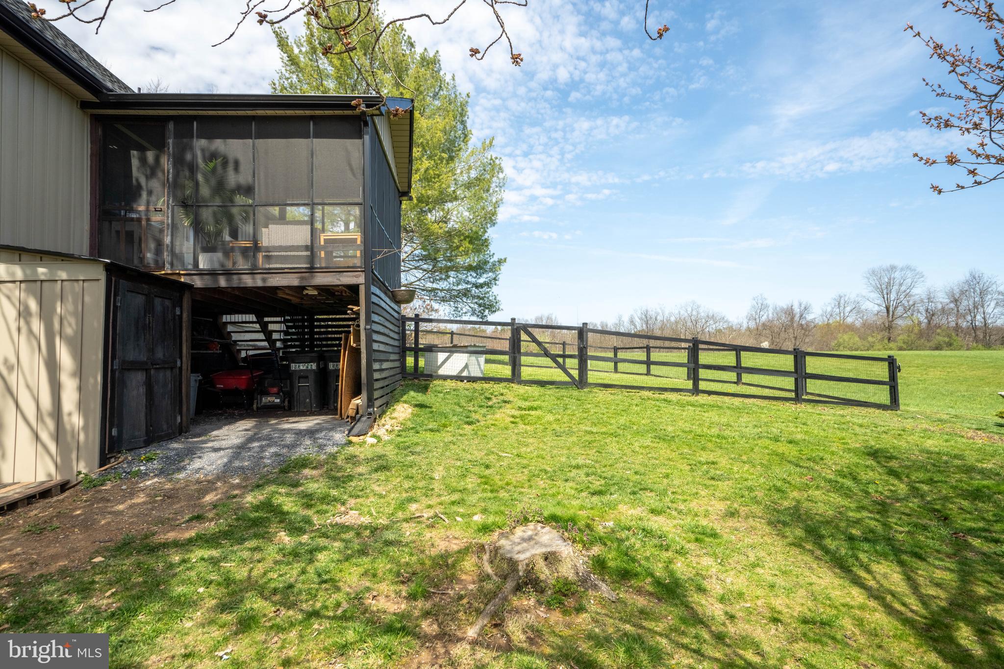 LAKE HOLIDAY ESTATES - Residential