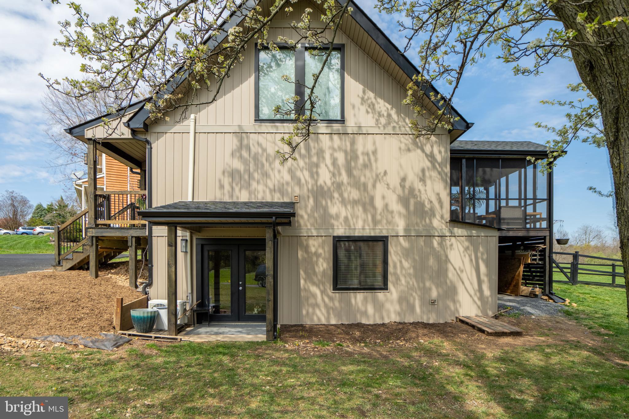 LAKE HOLIDAY ESTATES - Residential