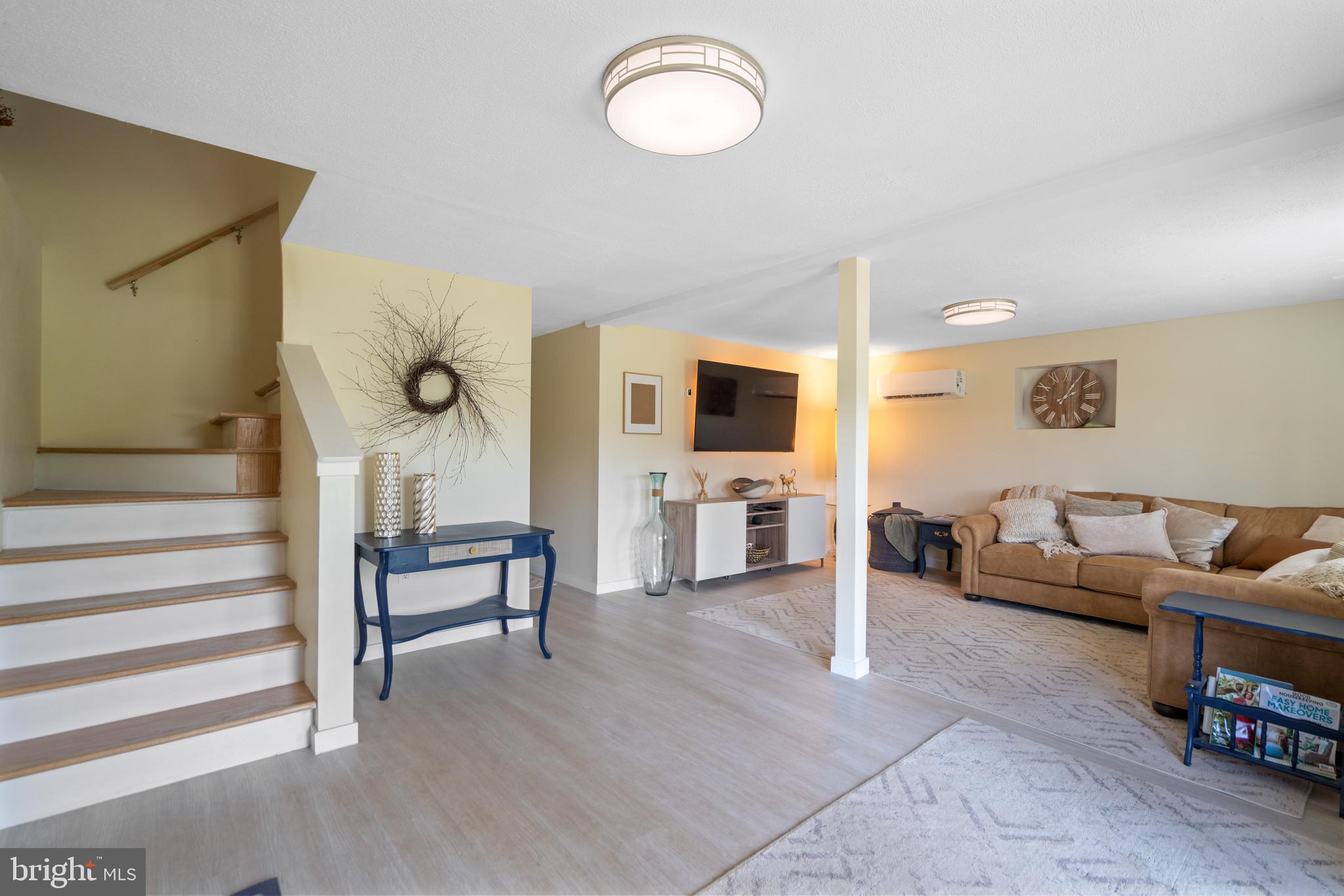 LAKE HOLIDAY ESTATES - Residential