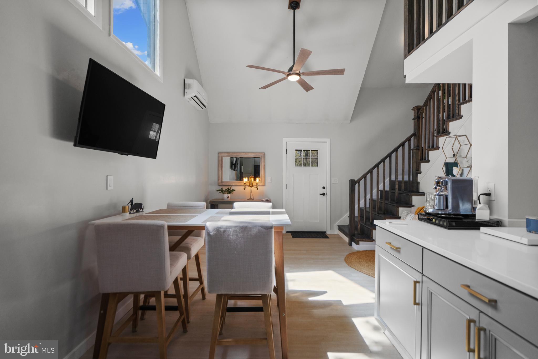 LAKE HOLIDAY ESTATES - Residential