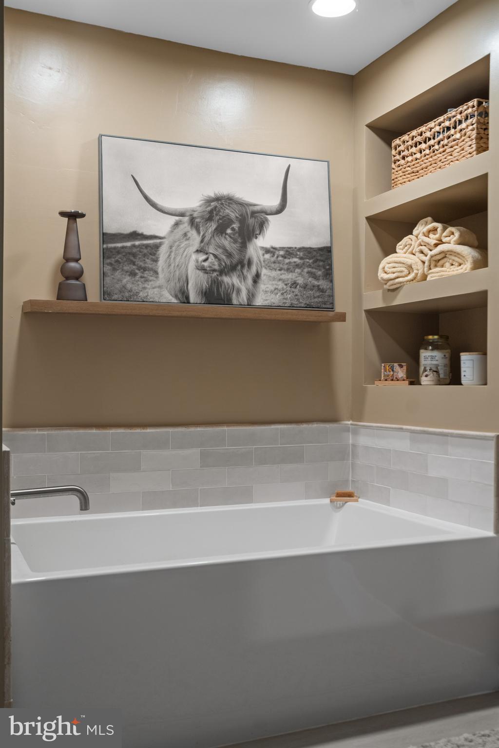 LAKE HOLIDAY ESTATES - Residential