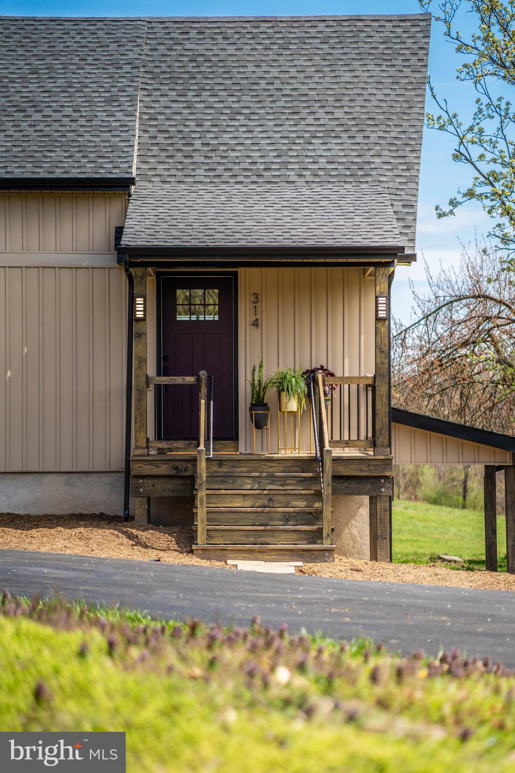 LAKE HOLIDAY ESTATES - Residential