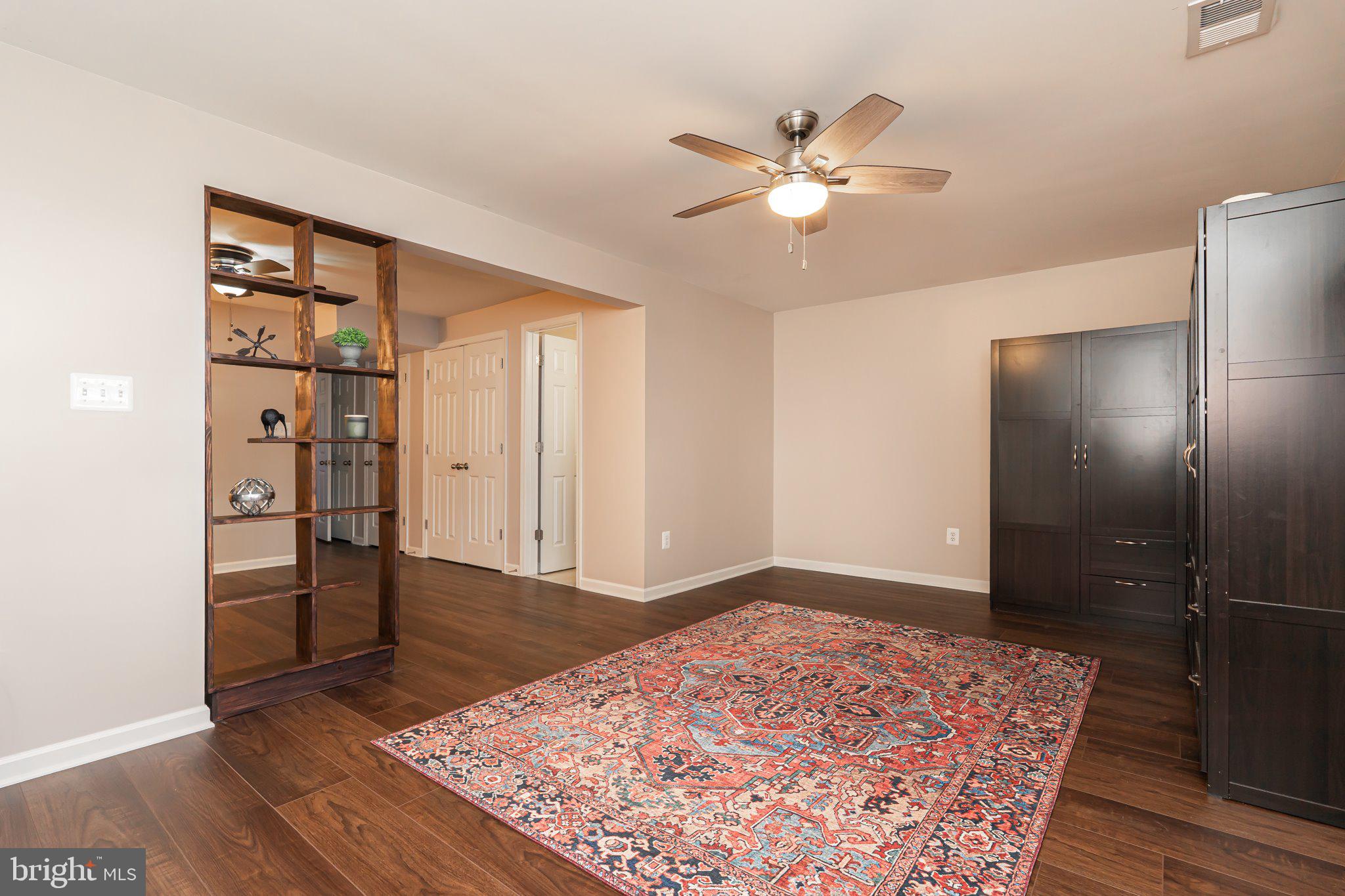 LAKELAND PLACE - Residential