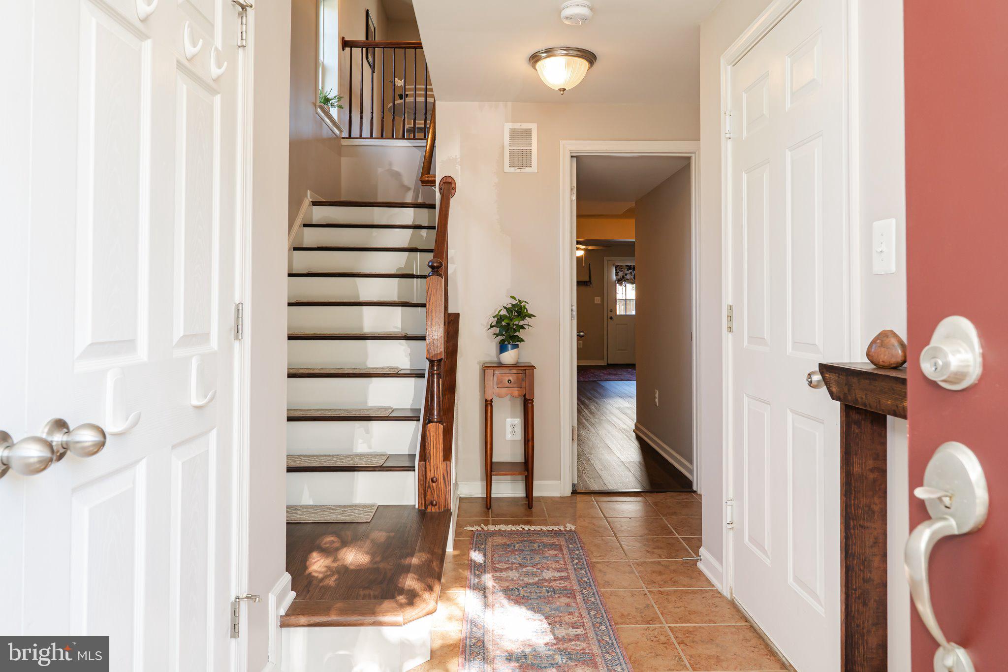 LAKELAND PLACE - Residential