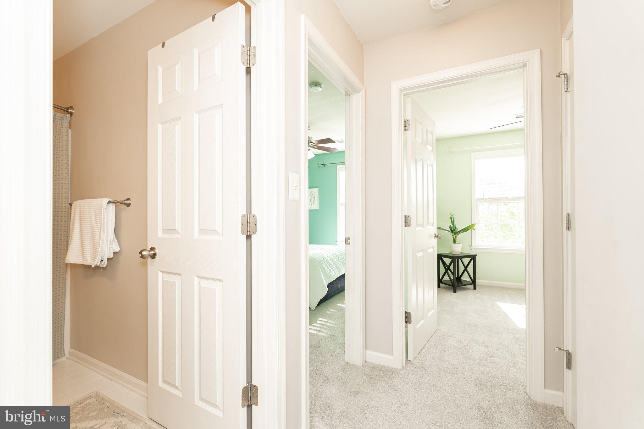 LAKELAND PLACE - Residential