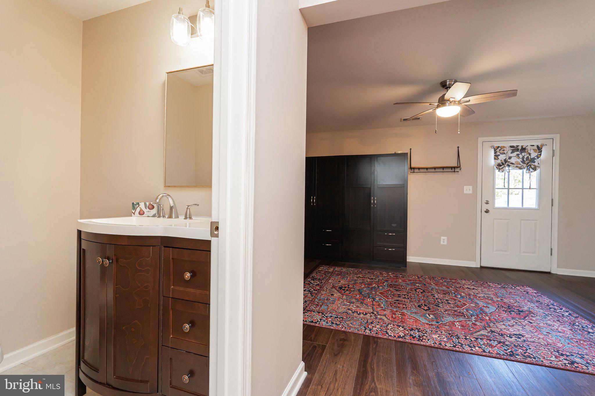LAKELAND PLACE - Residential