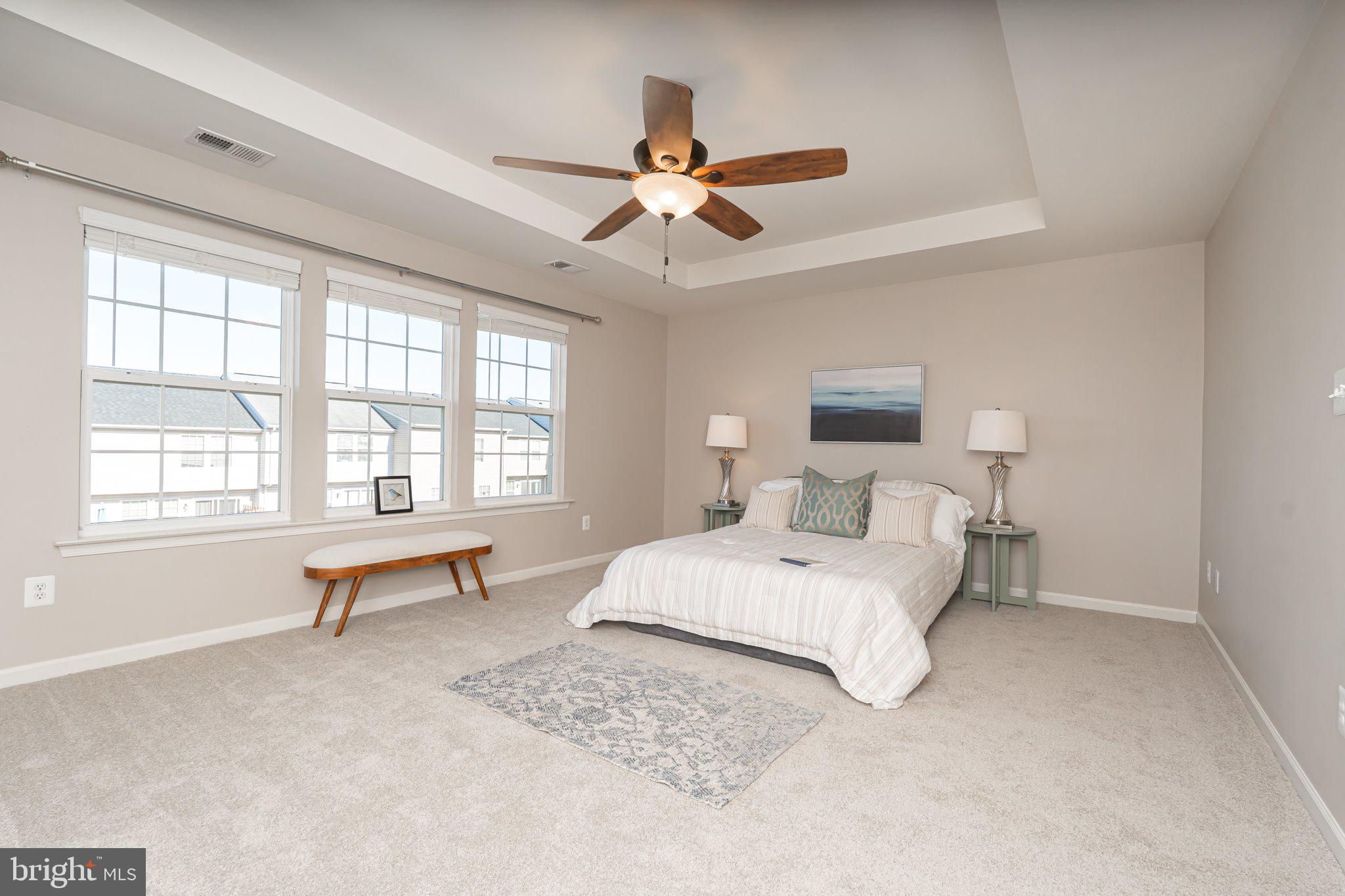 LAKELAND PLACE - Residential