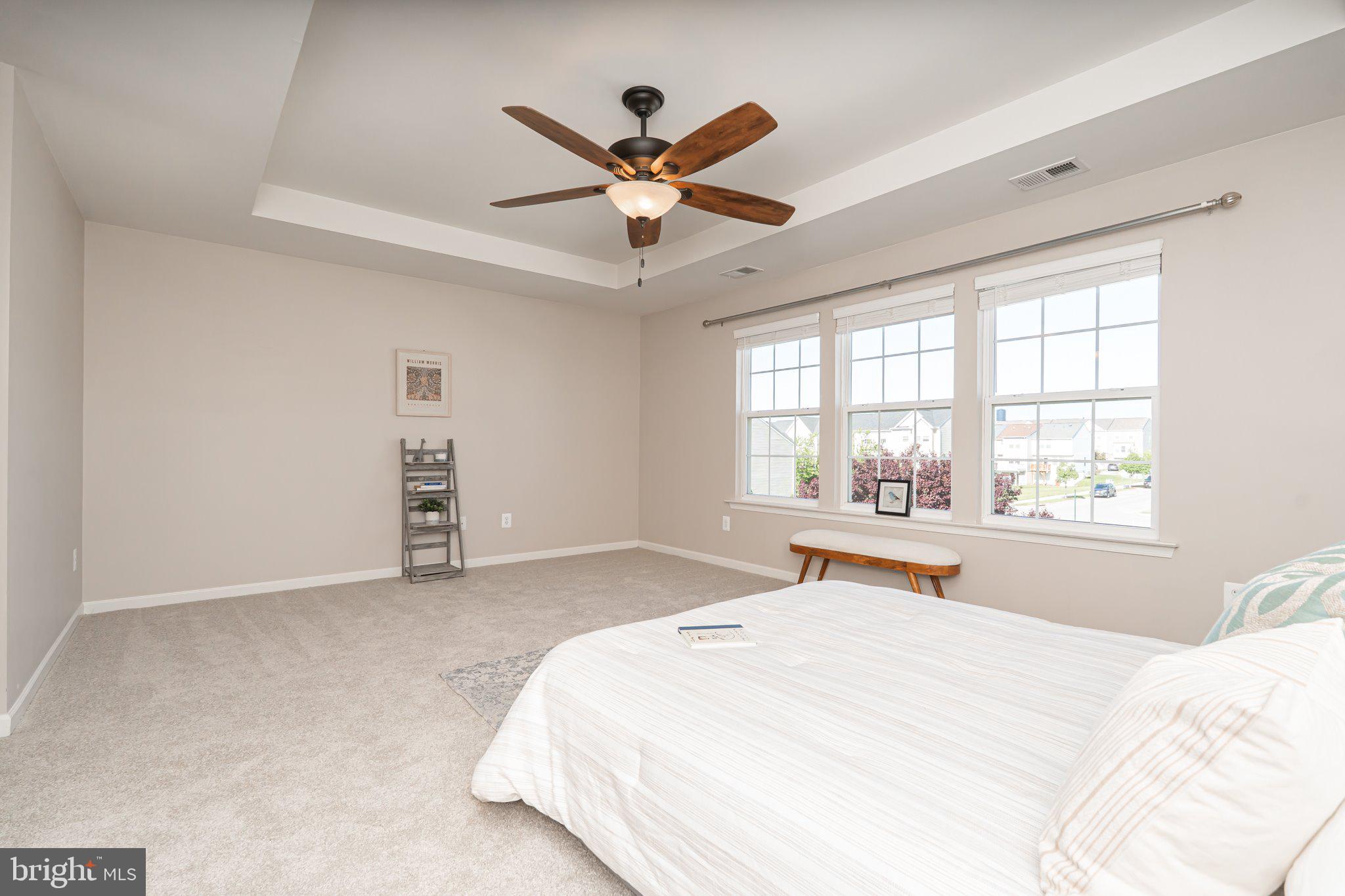LAKELAND PLACE - Residential