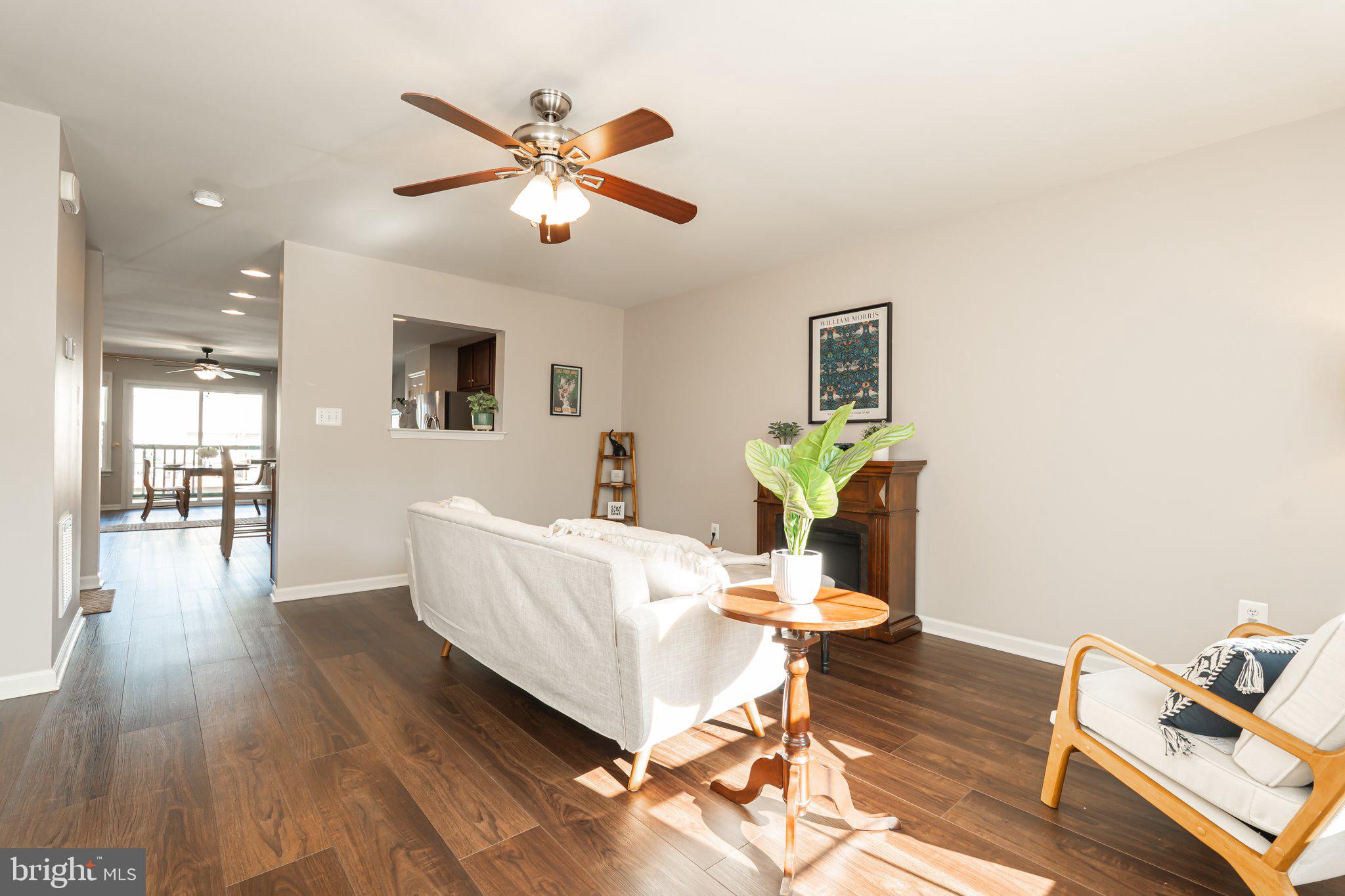 LAKELAND PLACE - Residential