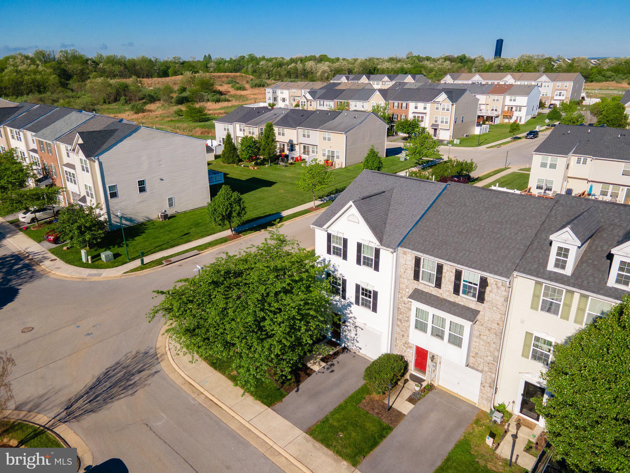 LAKELAND PLACE - Residential