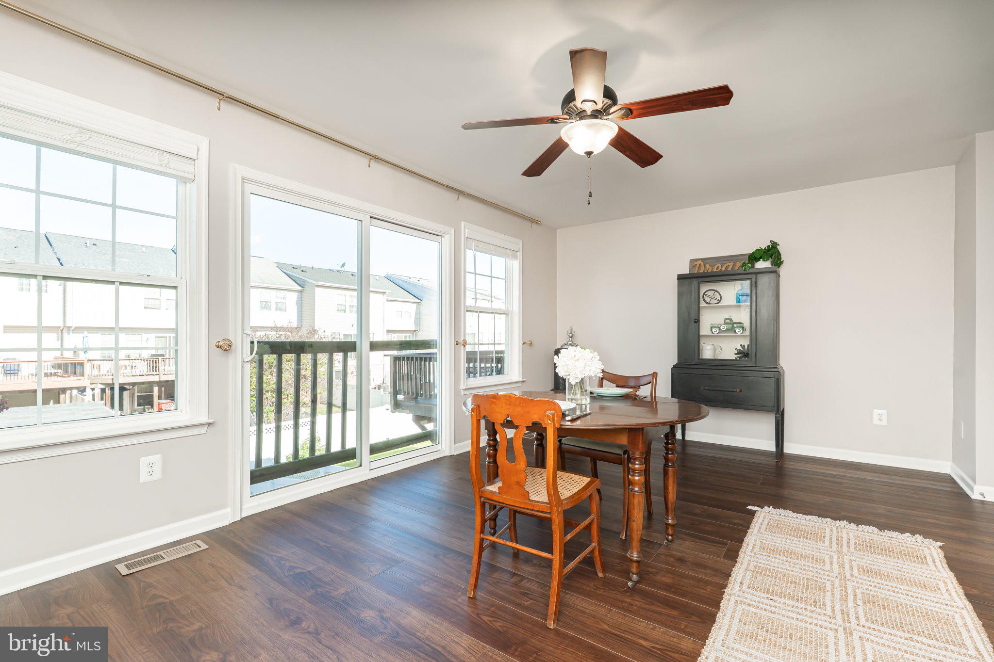 LAKELAND PLACE - Residential
