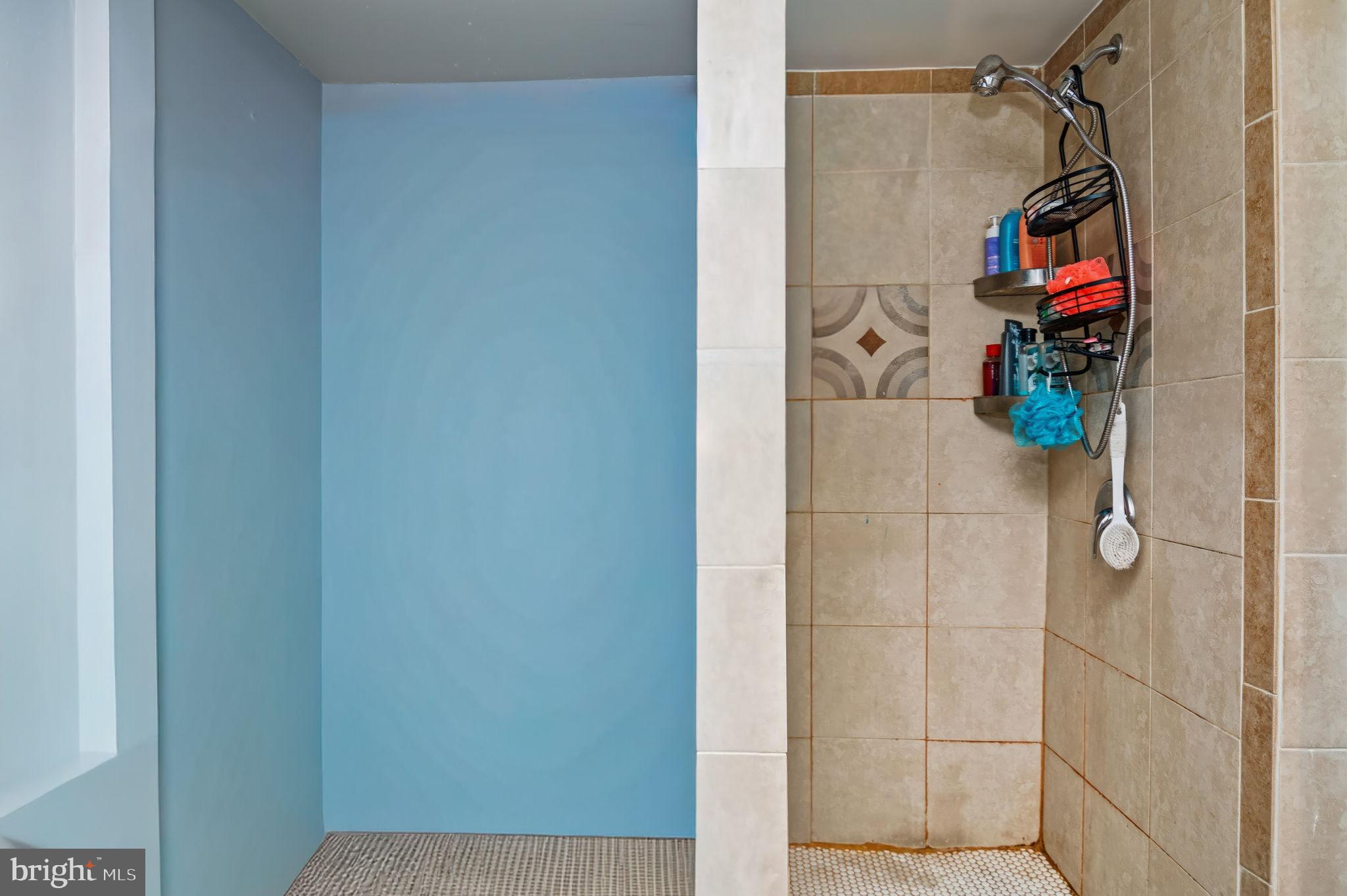 ROLLING RIDGE - Residential