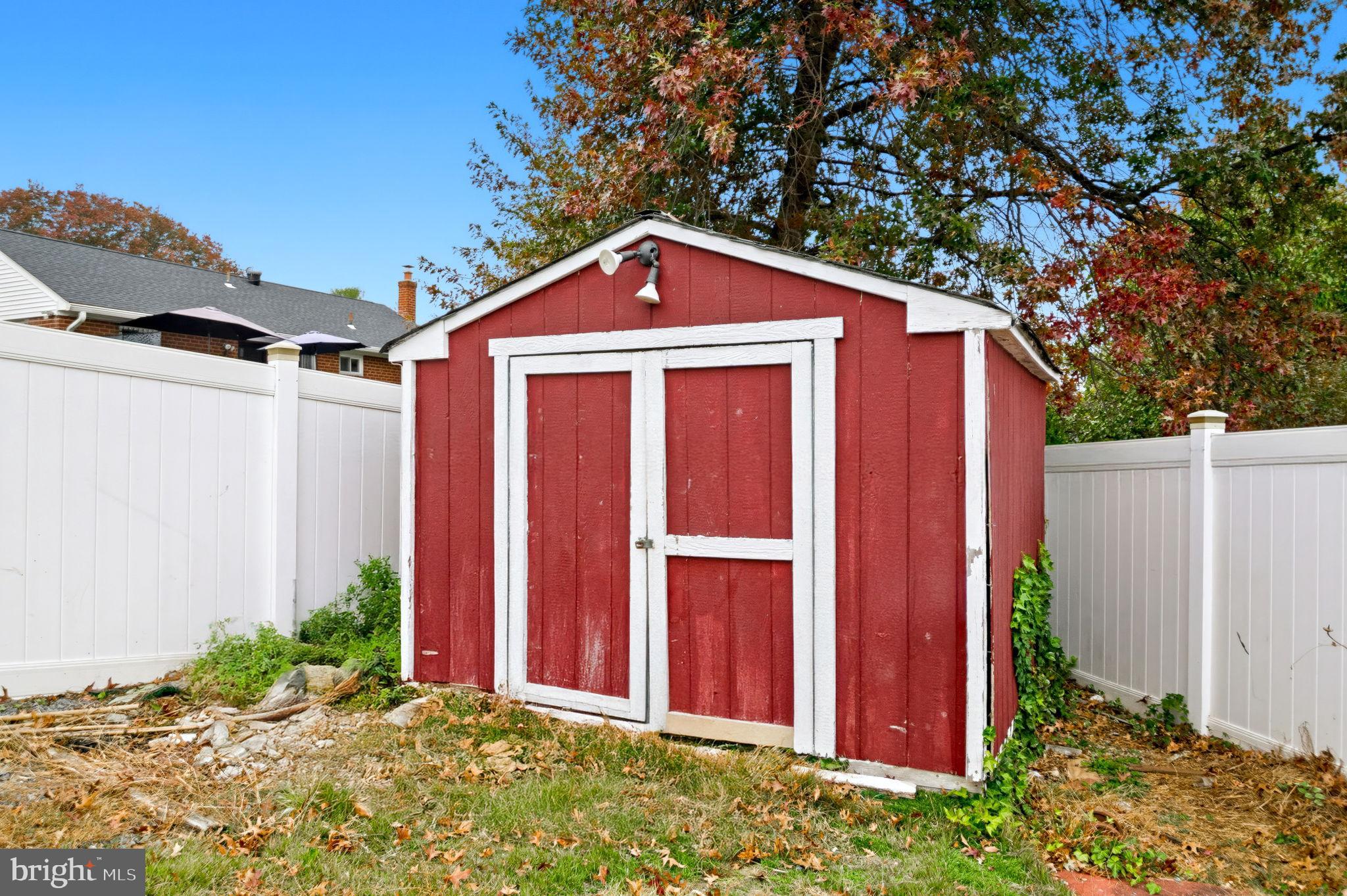 ROLLING RIDGE - Residential