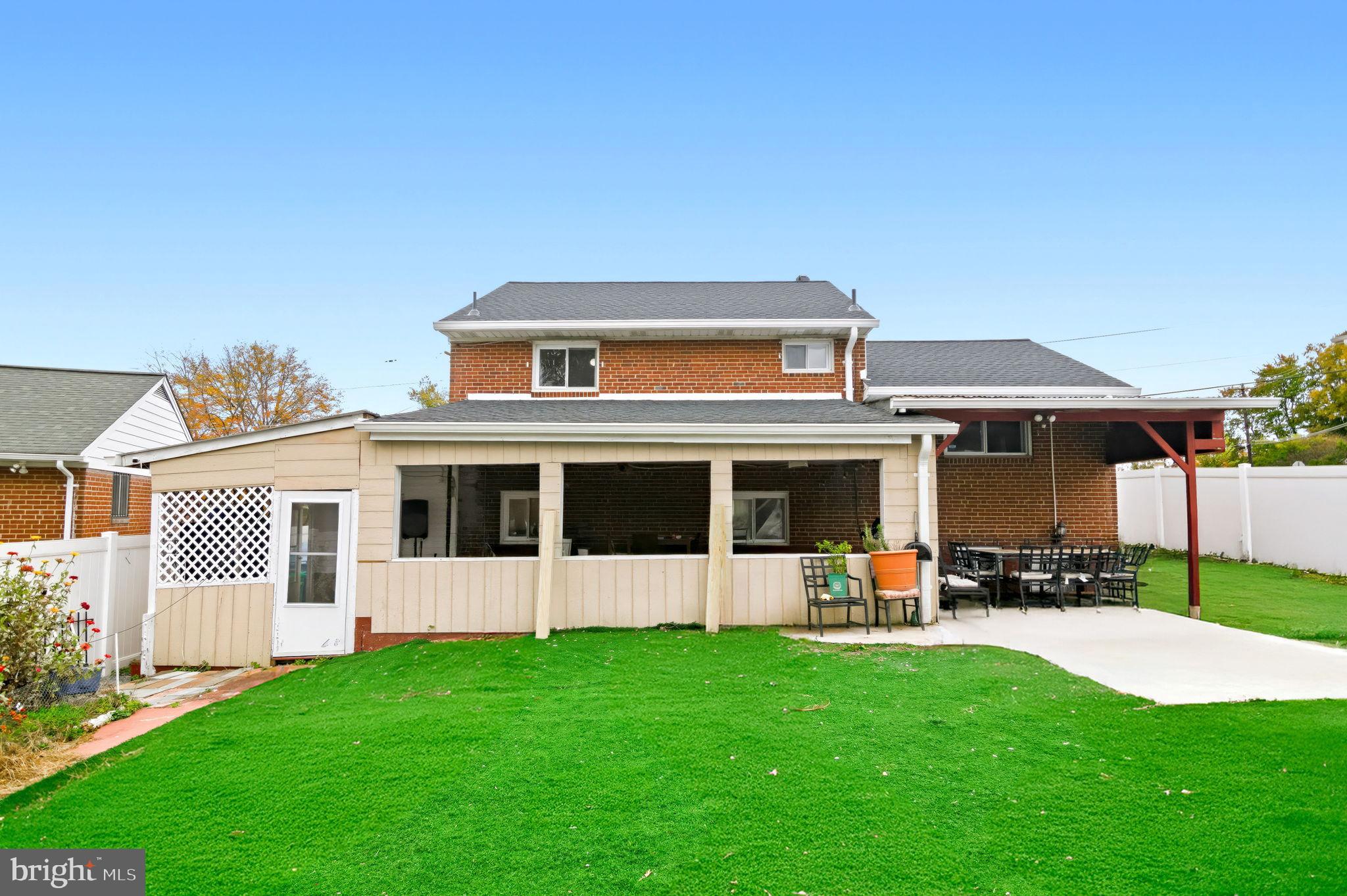 ROLLING RIDGE - Residential