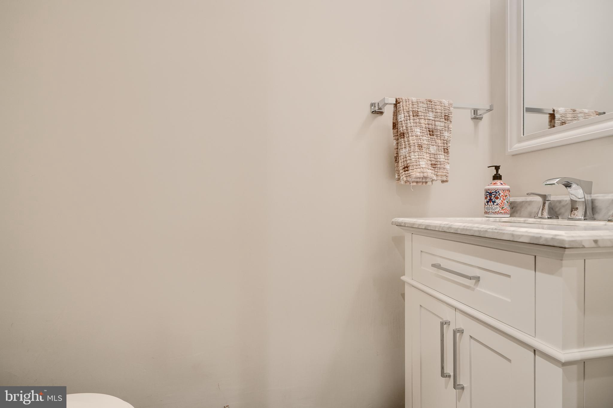 RIVERSIDE PARK - Residential Lease