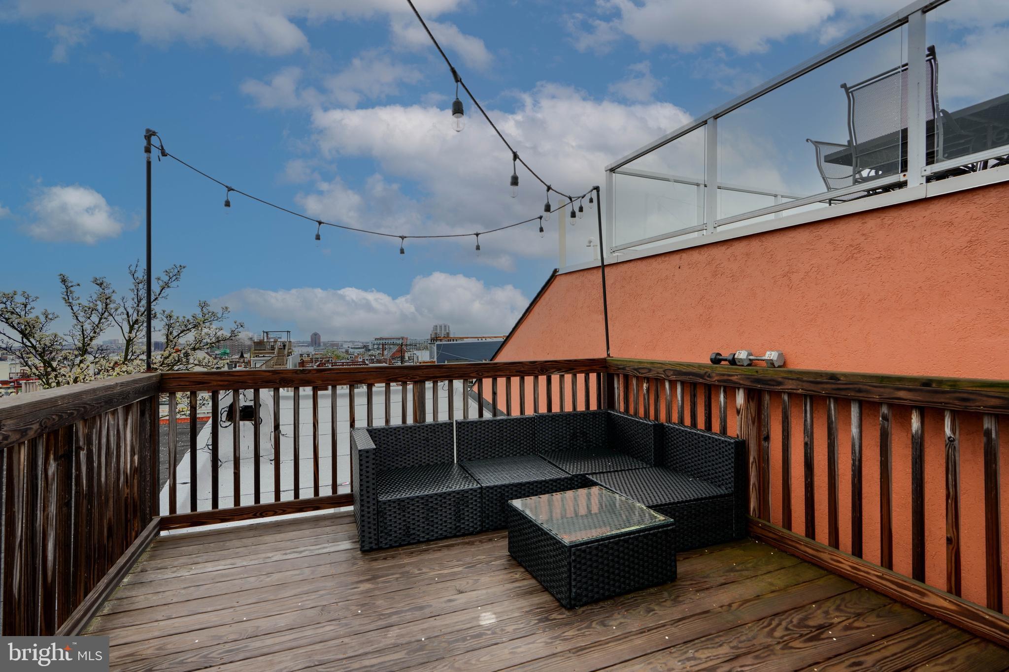 RIVERSIDE PARK - Residential Lease