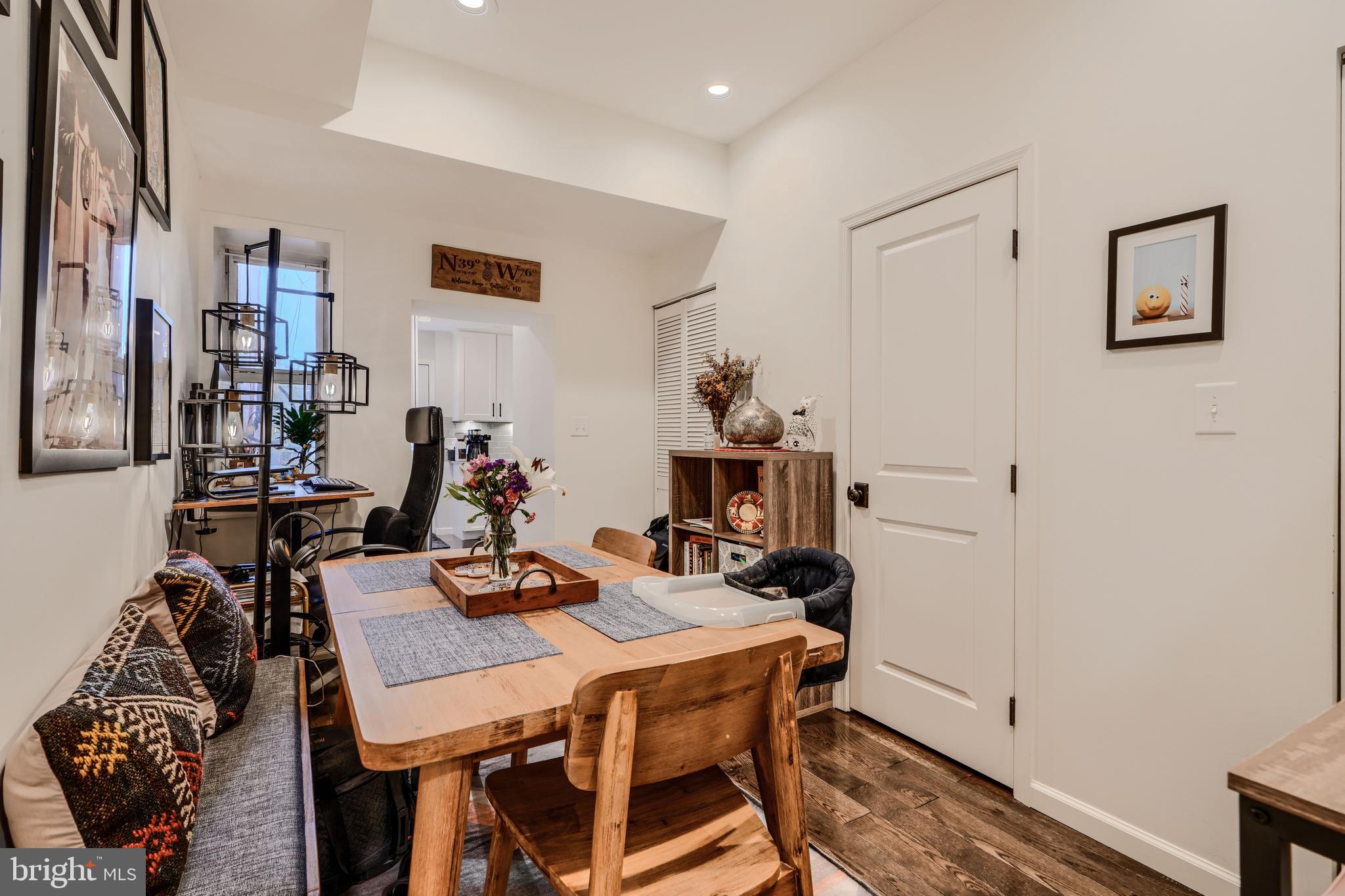 RIVERSIDE PARK - Residential Lease