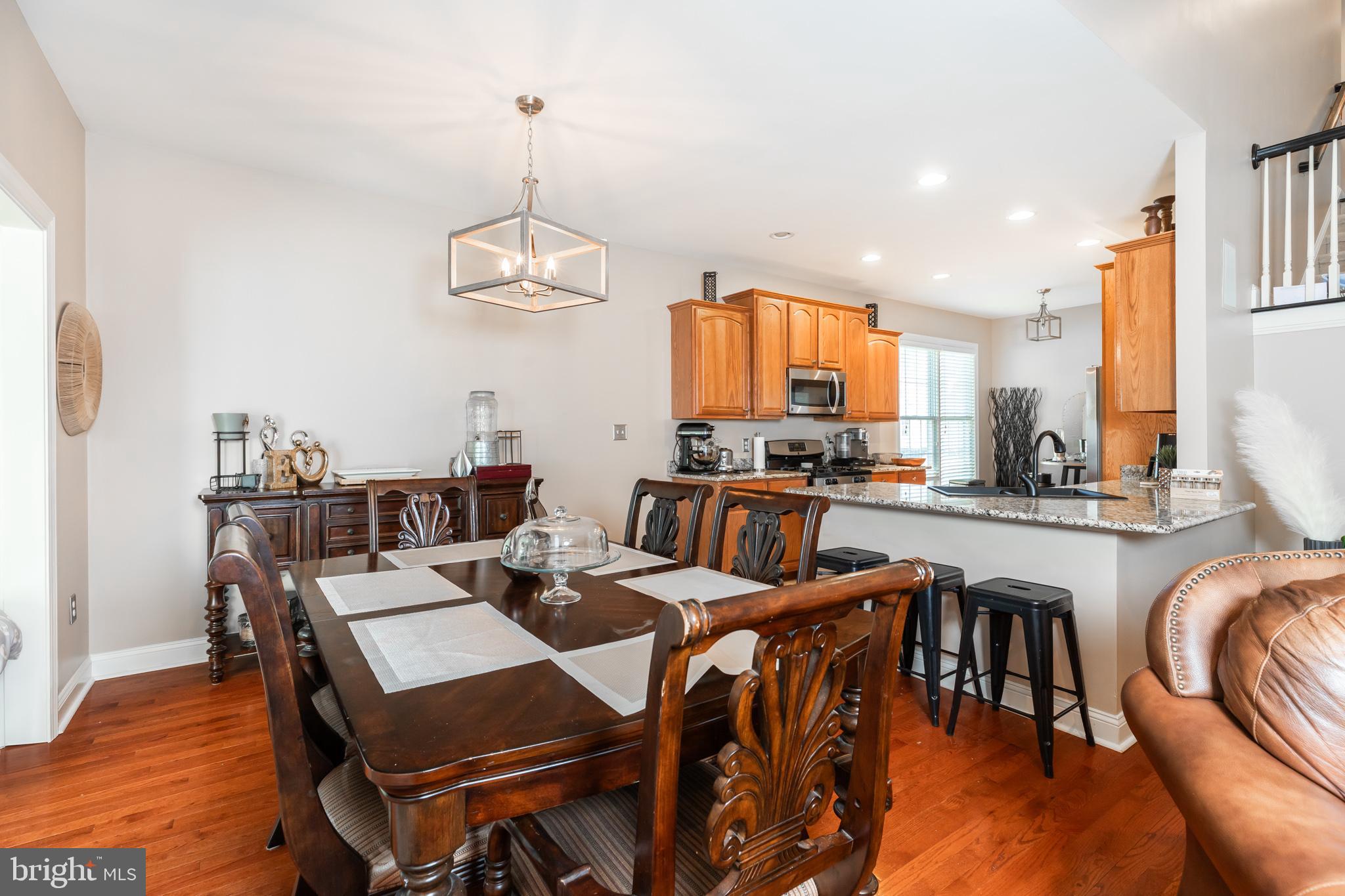 ROWENS MILL - Residential