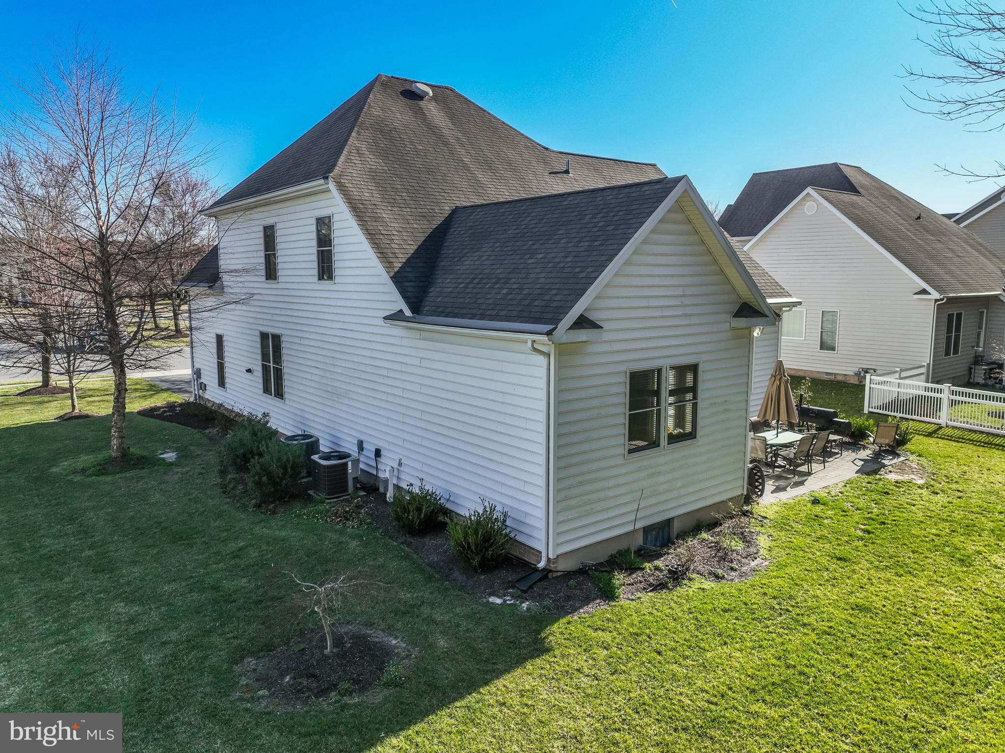 ROWENS MILL - Residential