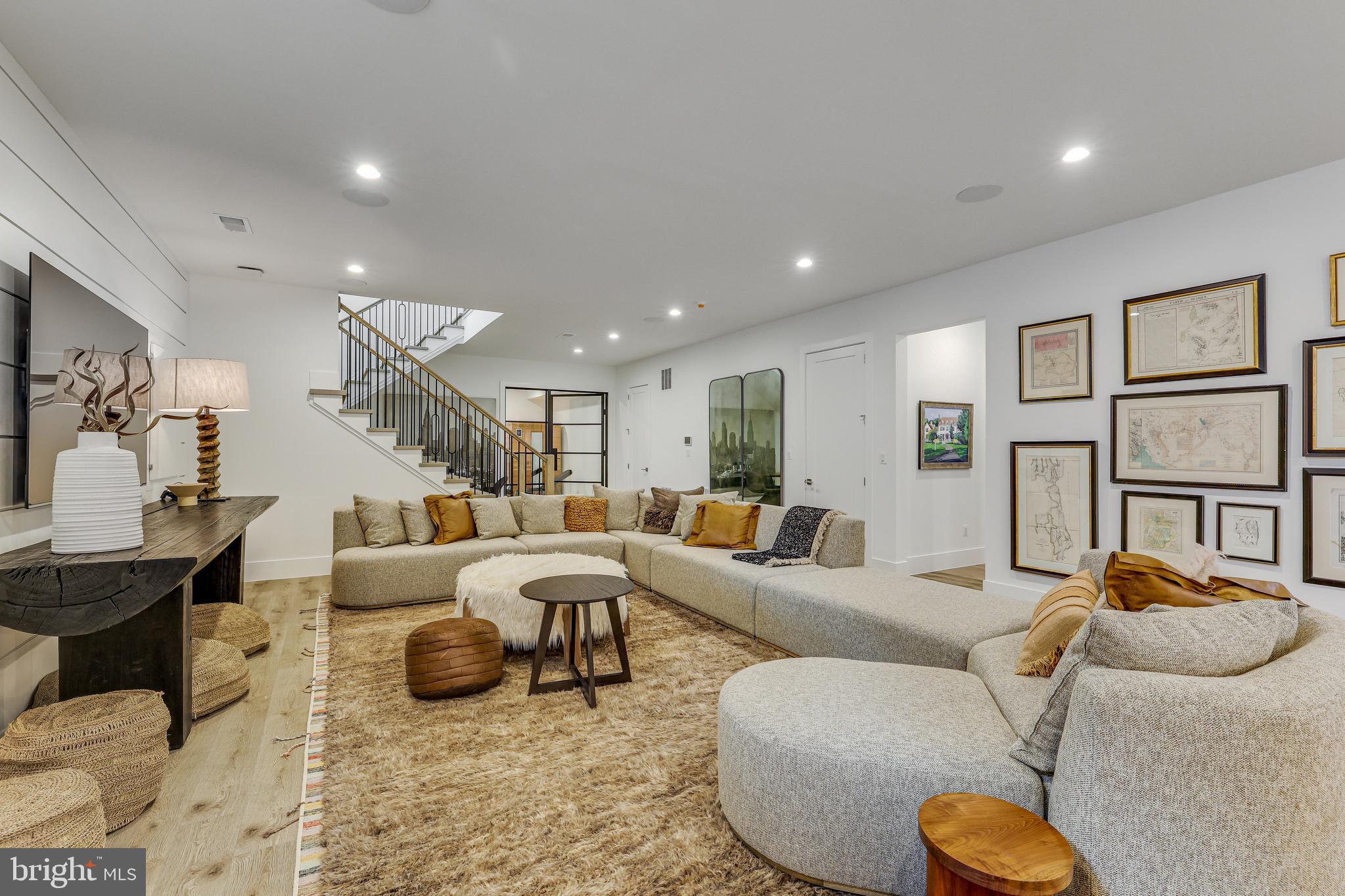 RETREAT AT MCLEAN AND MEHR FARM - Residential