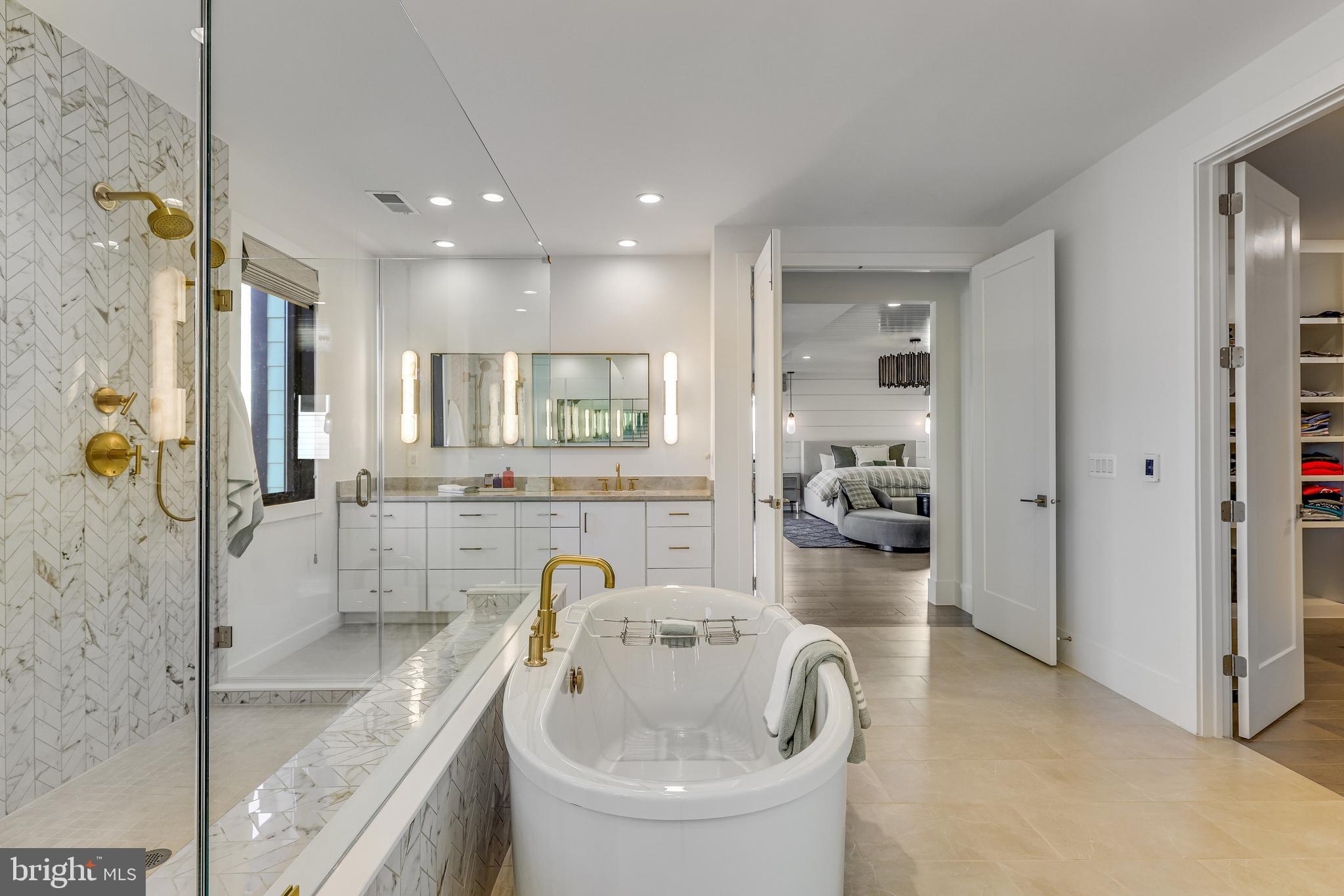 RETREAT AT MCLEAN AND MEHR FARM - Residential