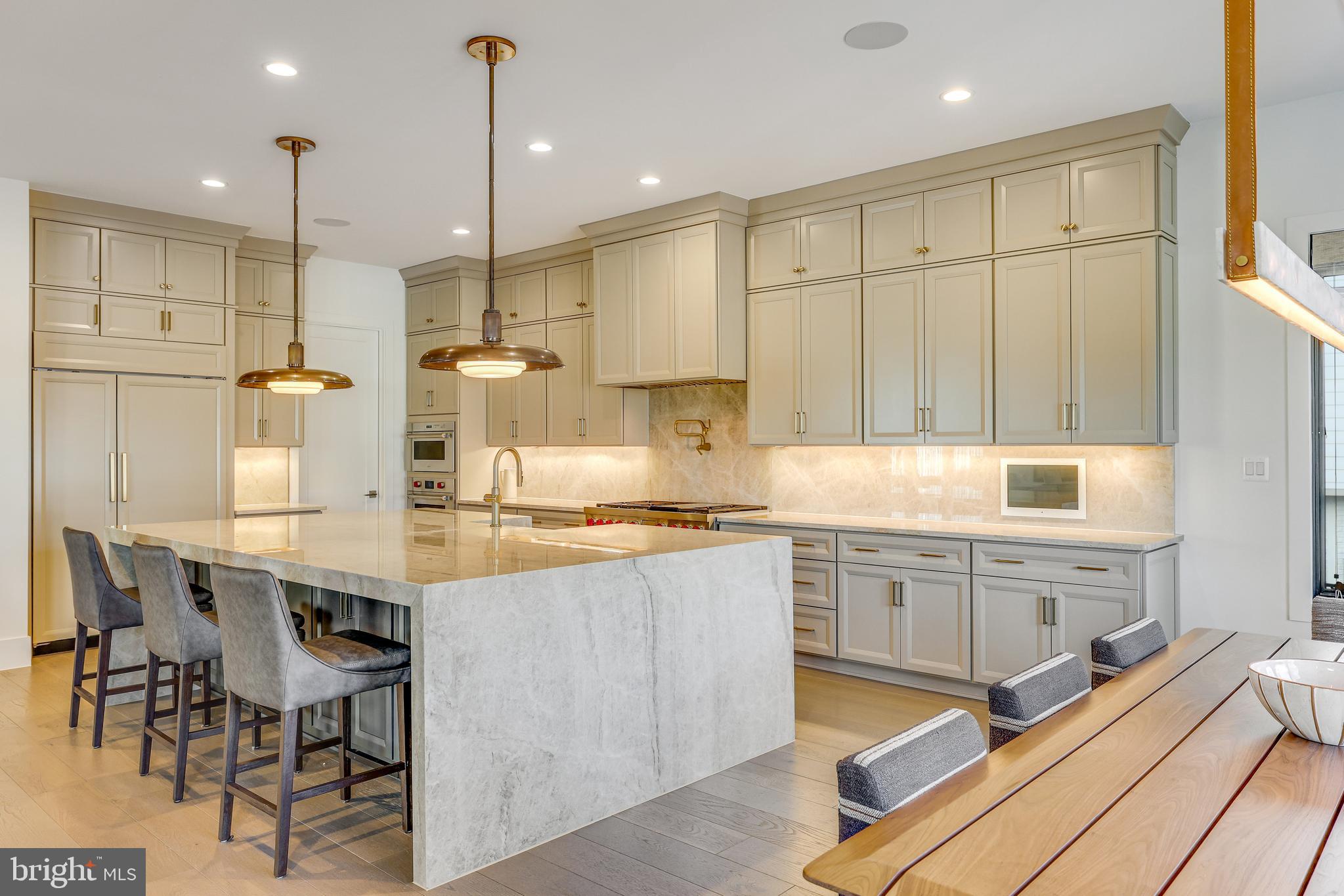 RETREAT AT MCLEAN AND MEHR FARM - Residential