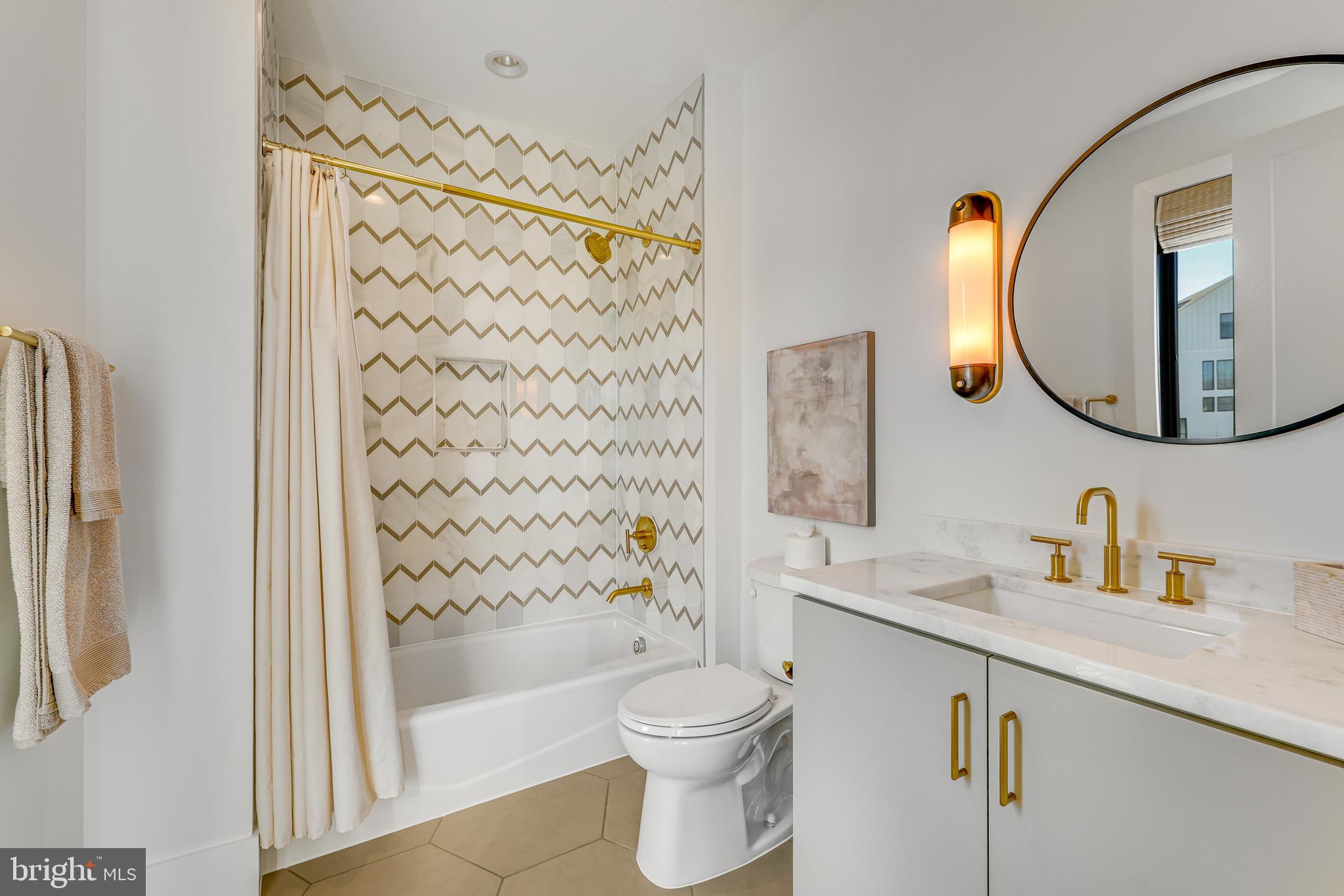 RETREAT AT MCLEAN AND MEHR FARM - Residential