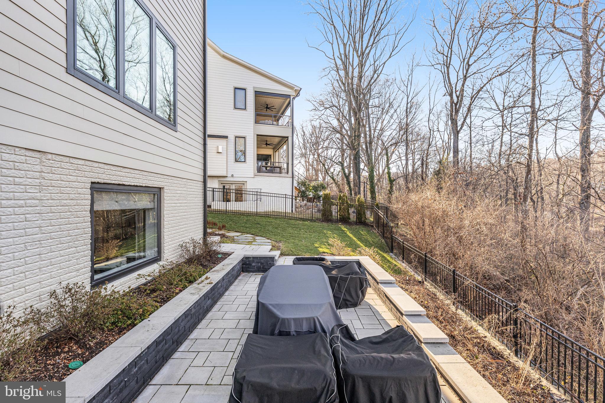 RETREAT AT MCLEAN AND MEHR FARM - Residential