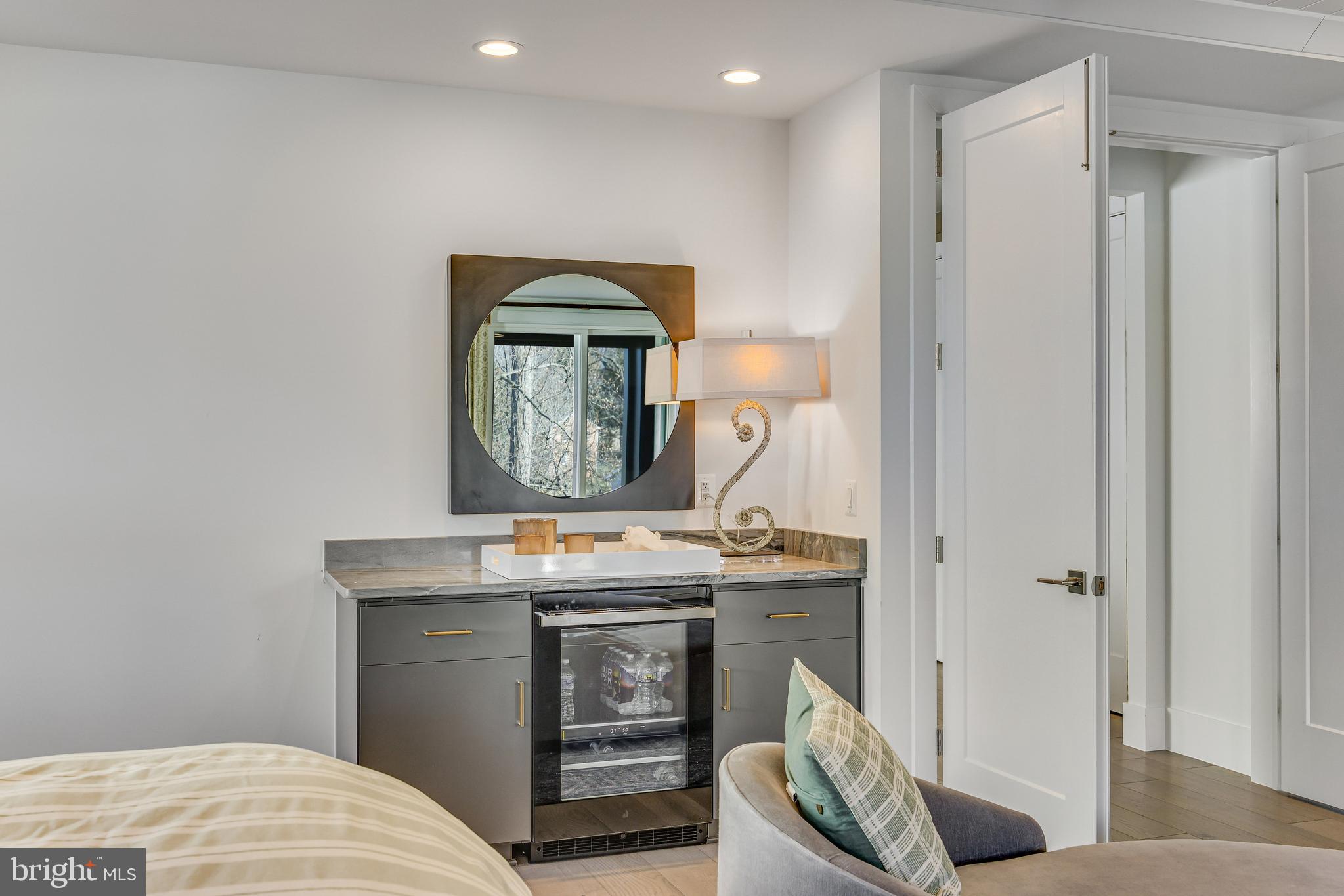 RETREAT AT MCLEAN AND MEHR FARM - Residential