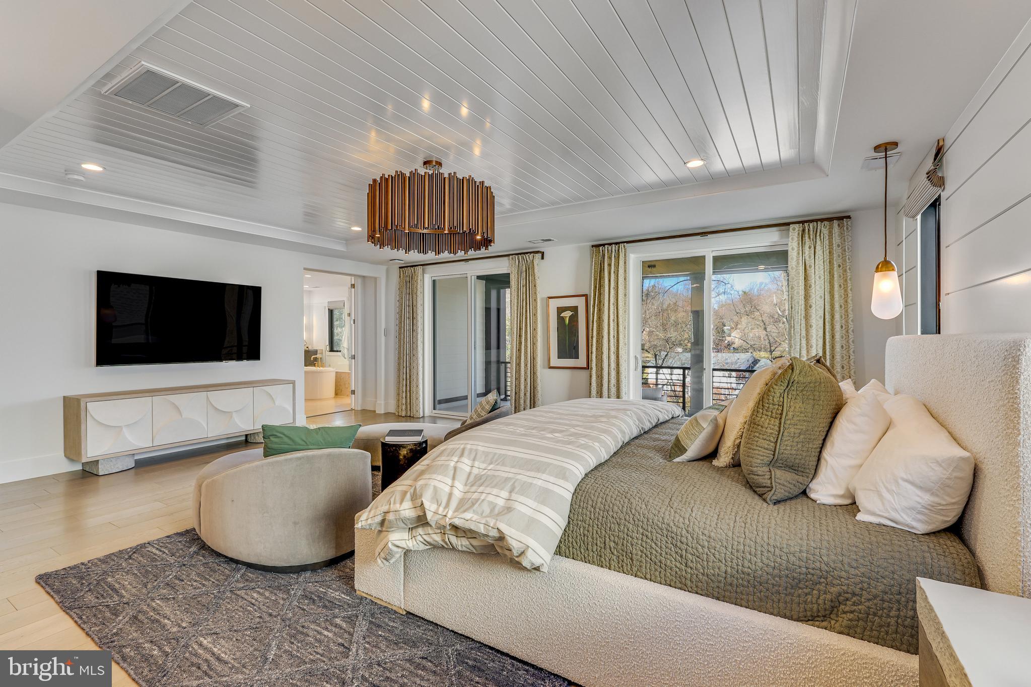 RETREAT AT MCLEAN AND MEHR FARM - Residential