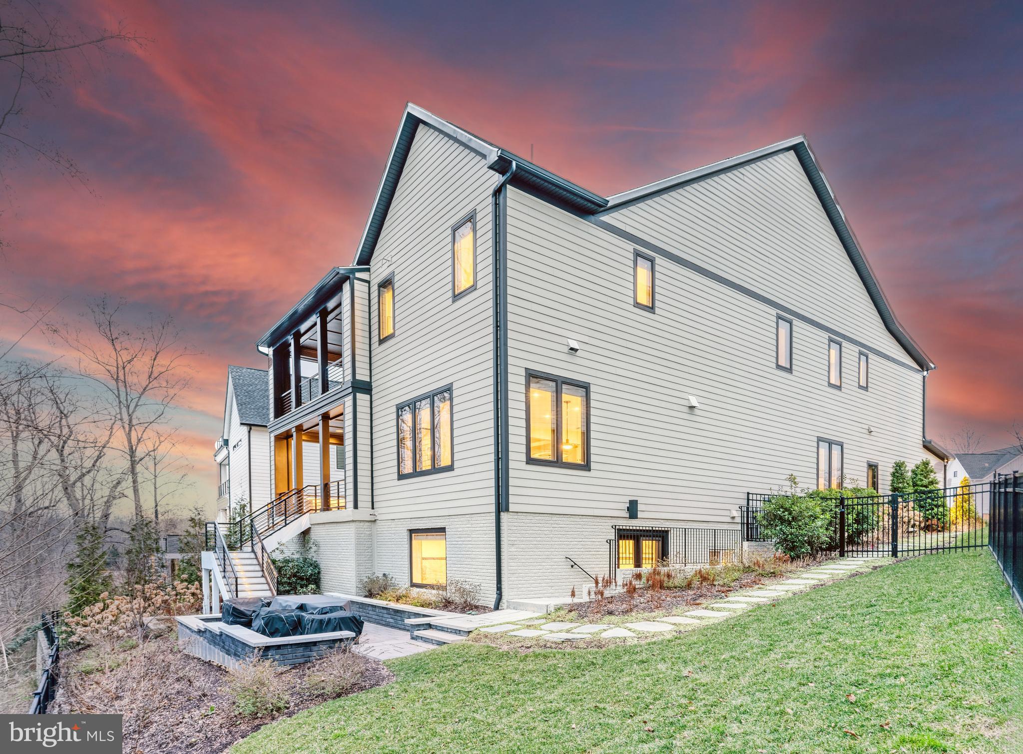 RETREAT AT MCLEAN AND MEHR FARM - Residential