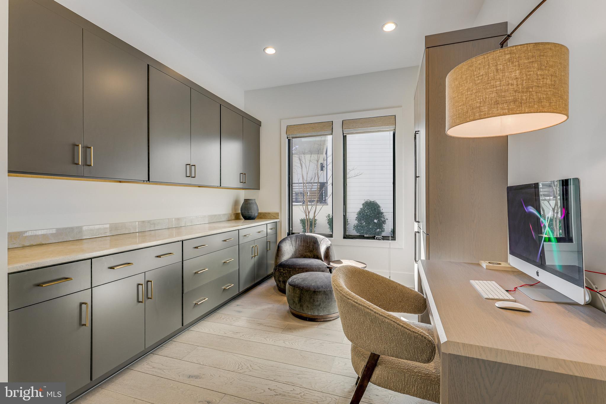 RETREAT AT MCLEAN AND MEHR FARM - Residential