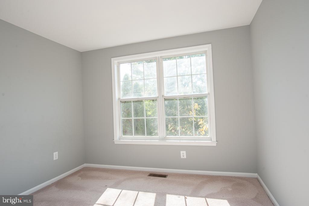 KINGSTOWNE - Residential Lease