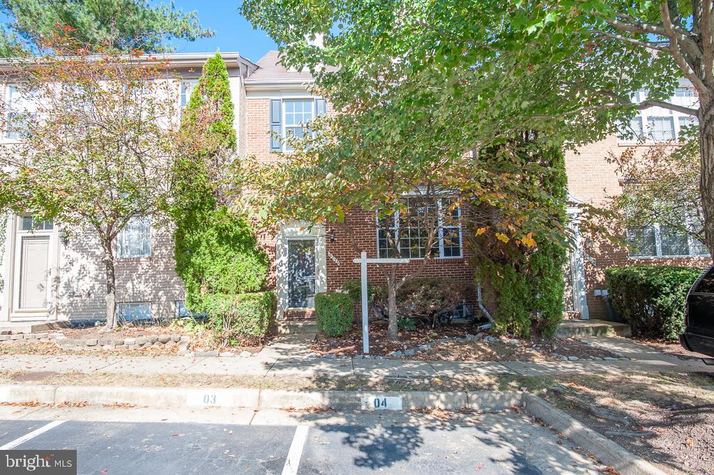 KINGSTOWNE - Residential Lease