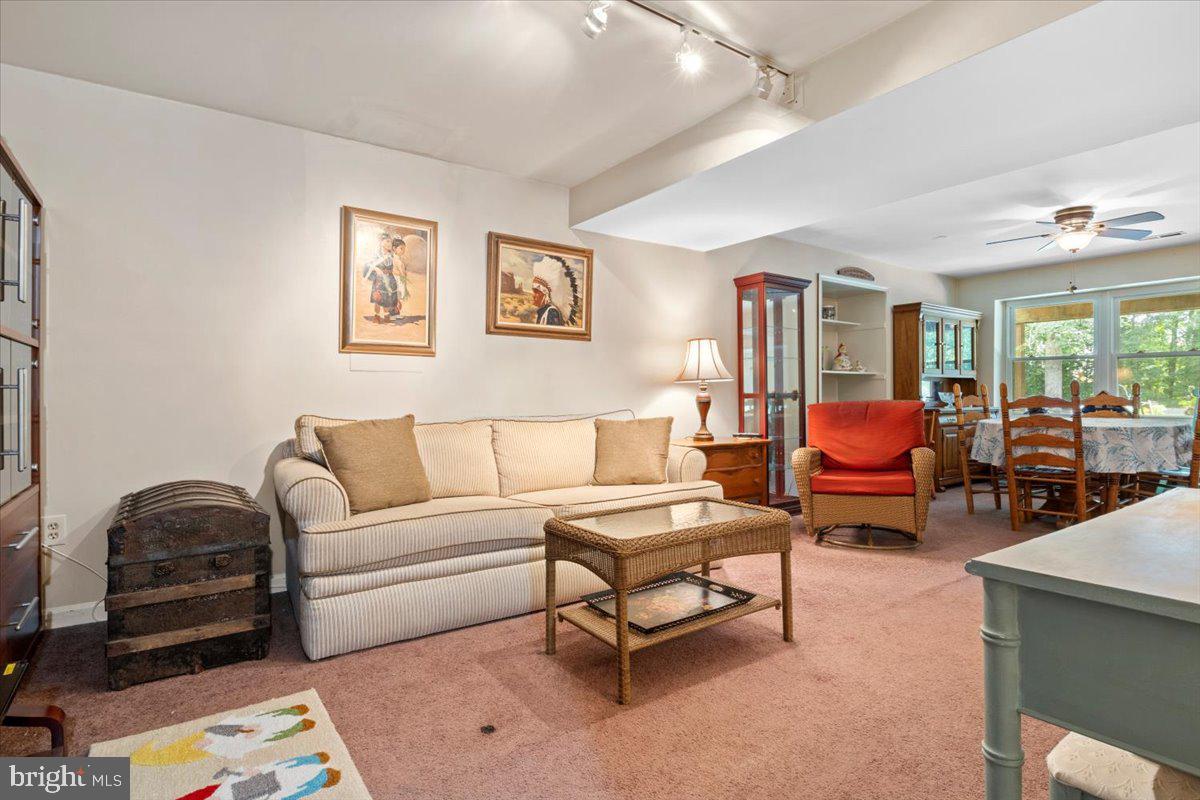 CAVALIER WOODS - Residential