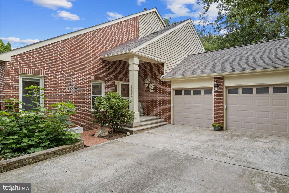 CAVALIER WOODS - Residential