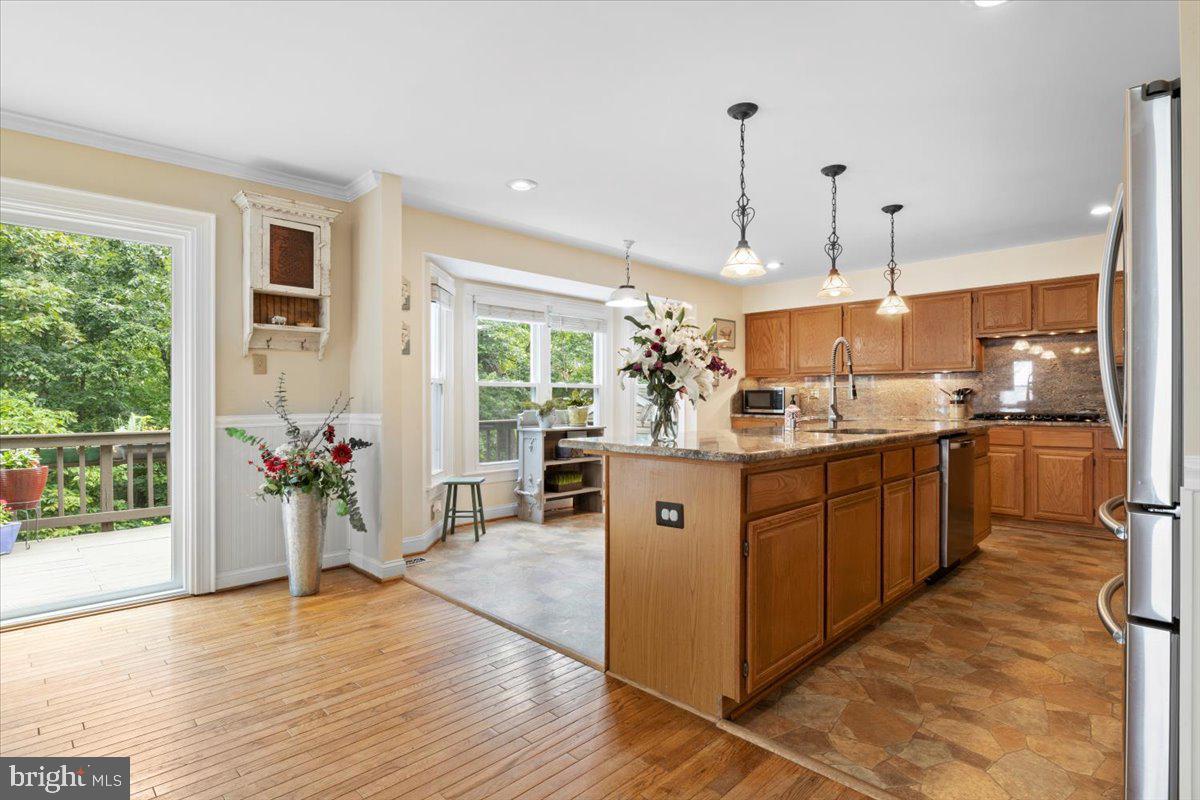 CAVALIER WOODS - Residential