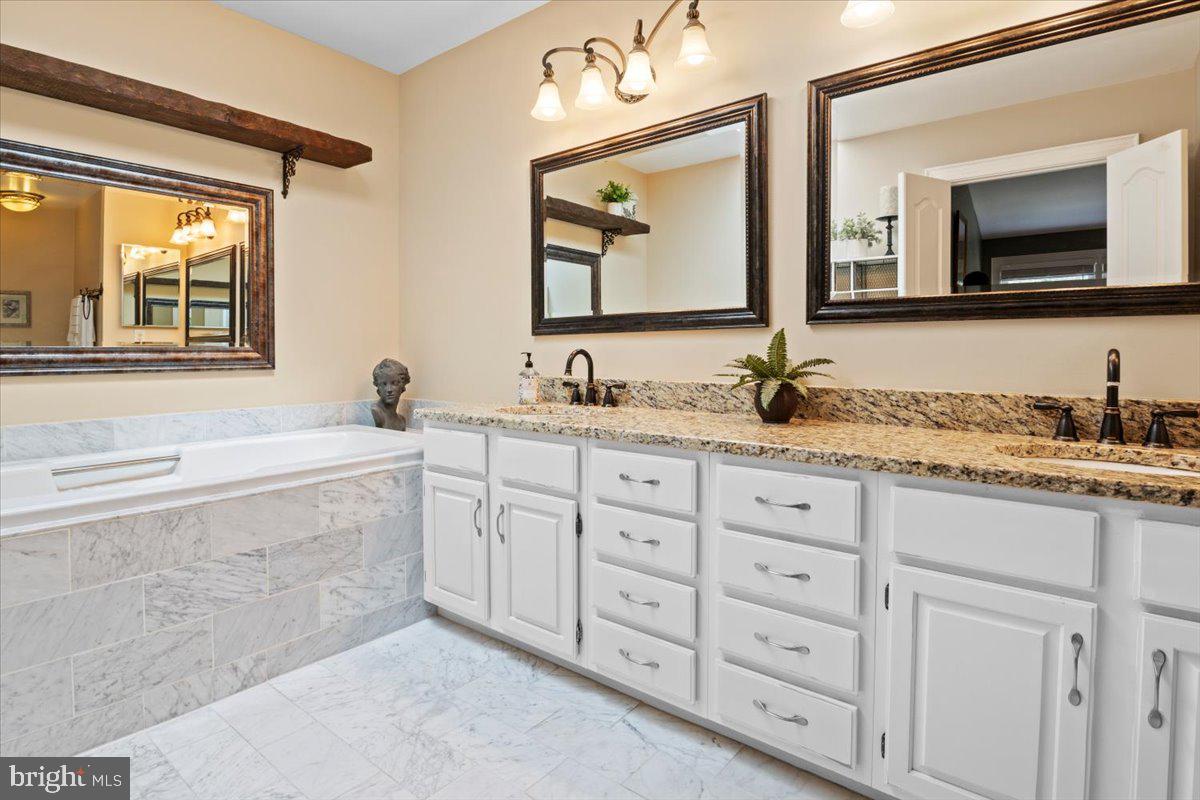 CAVALIER WOODS - Residential