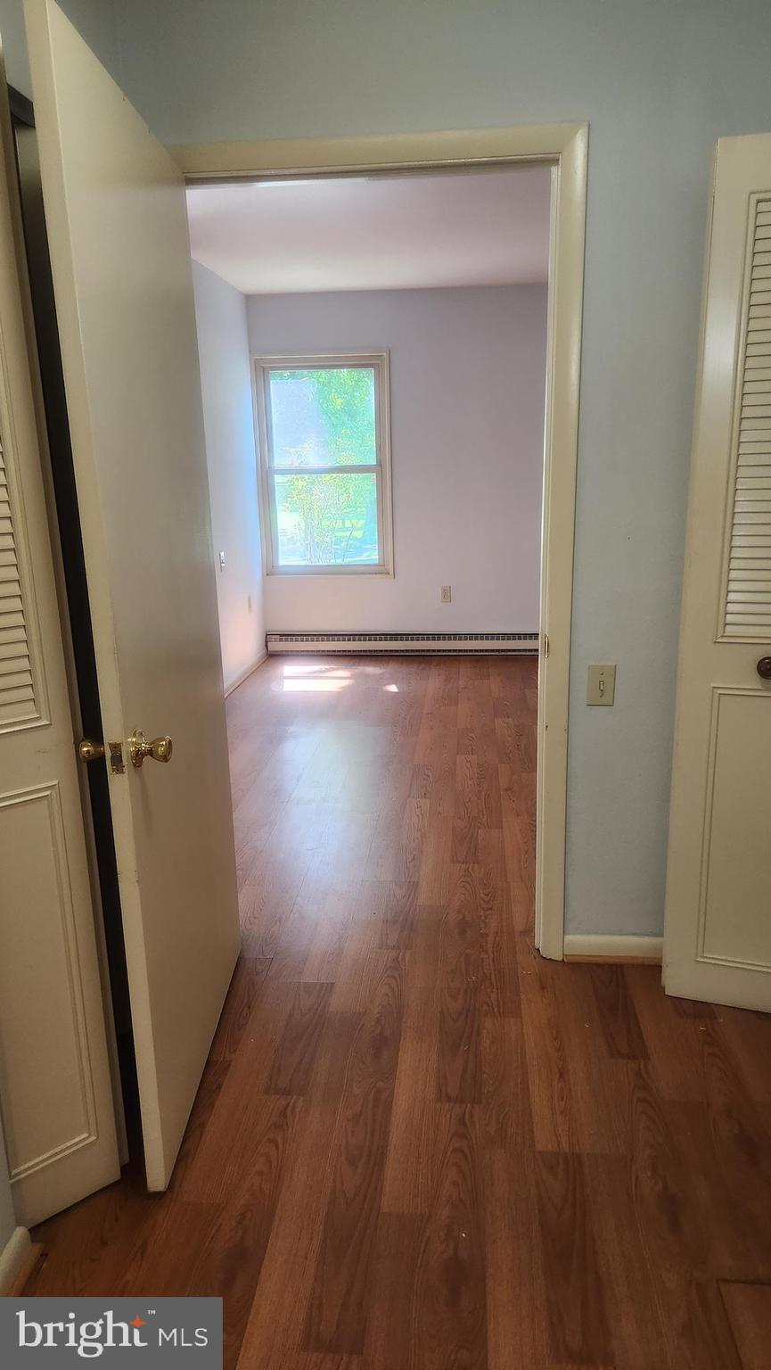 LEISURE WORLD - Residential Lease