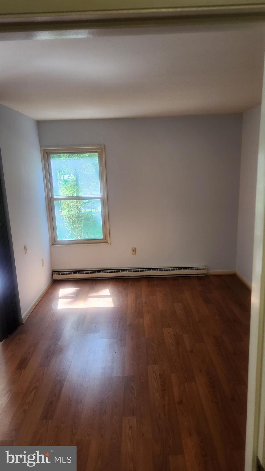 LEISURE WORLD - Residential Lease