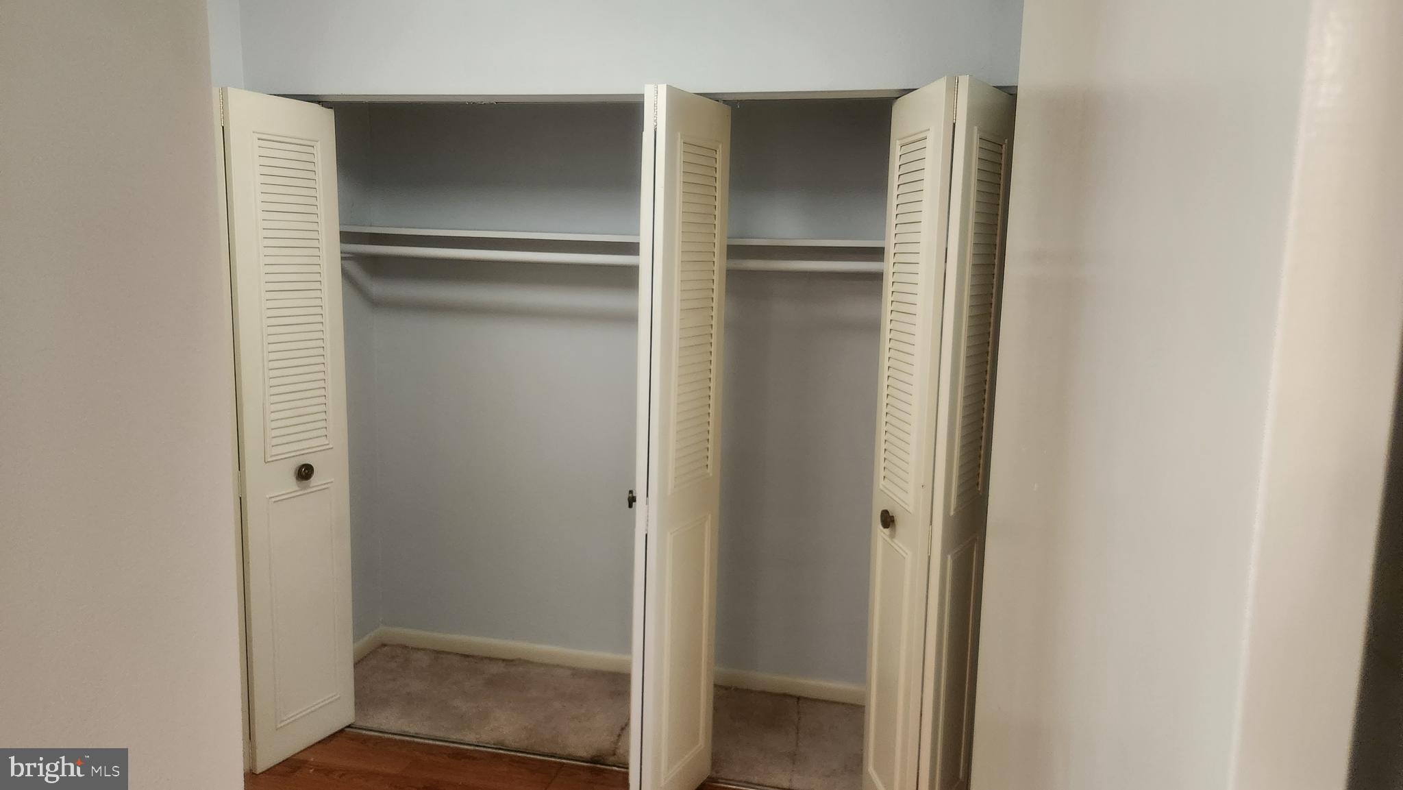 LEISURE WORLD - Residential Lease