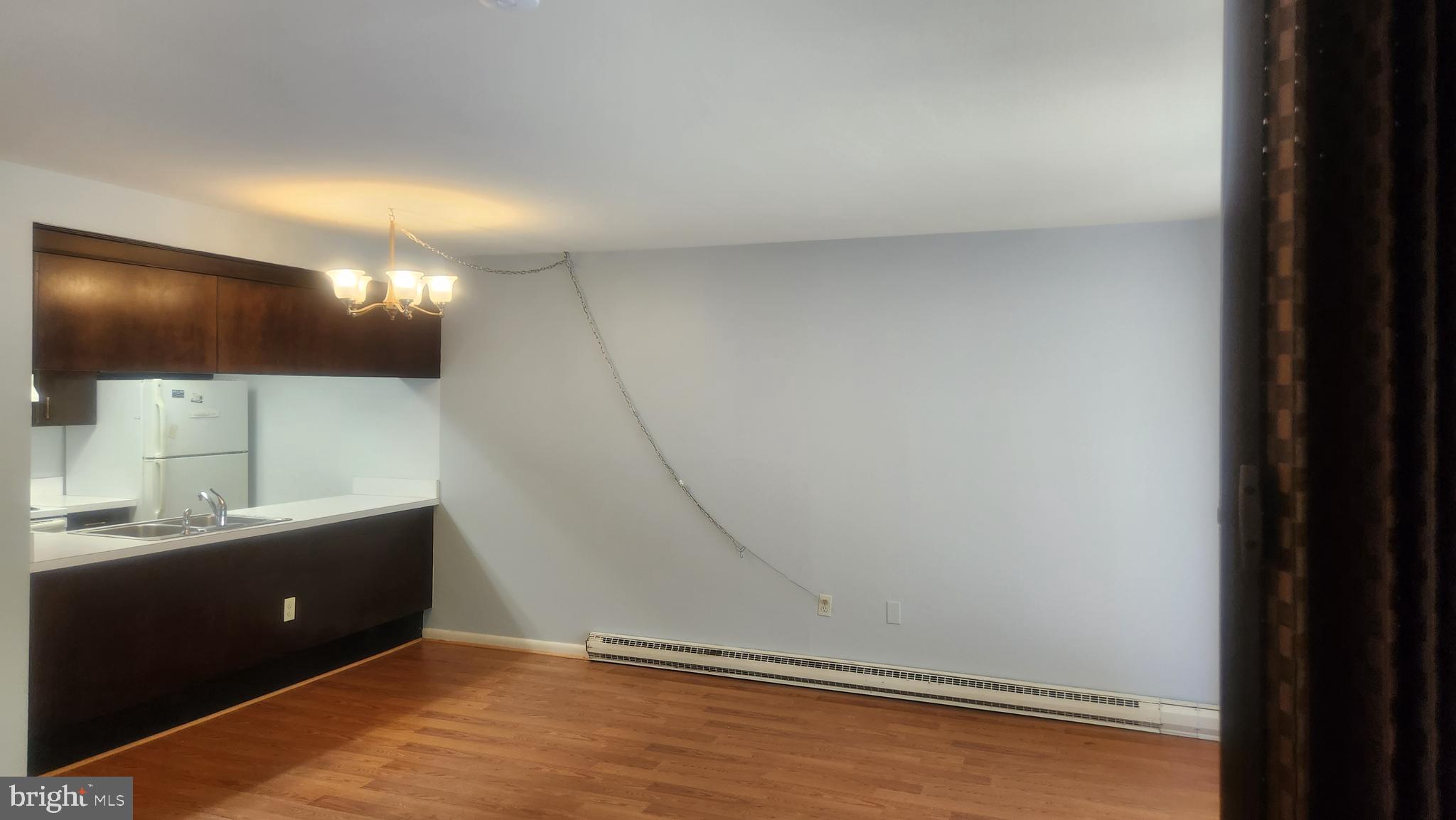 LEISURE WORLD - Residential Lease