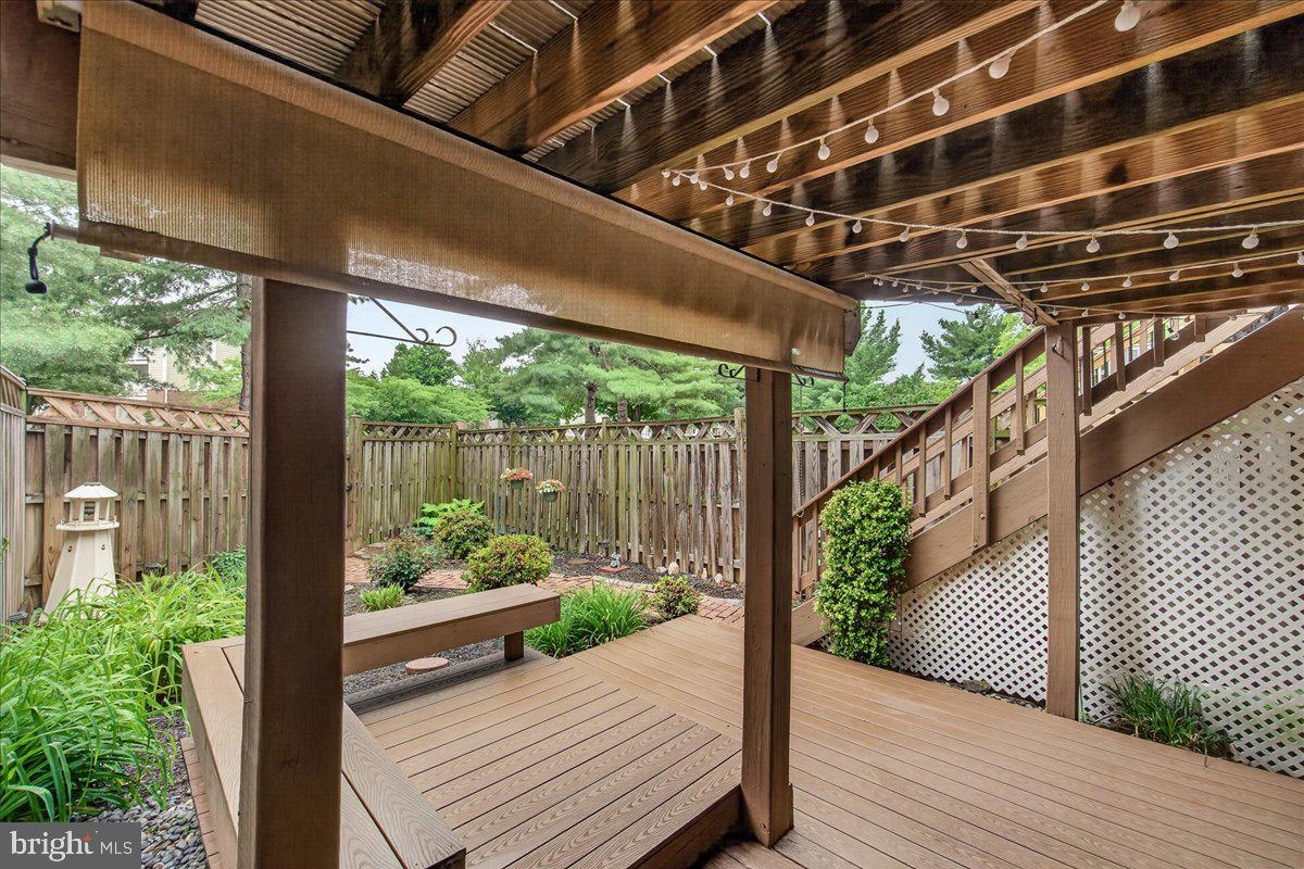 WATERSIDE - Residential