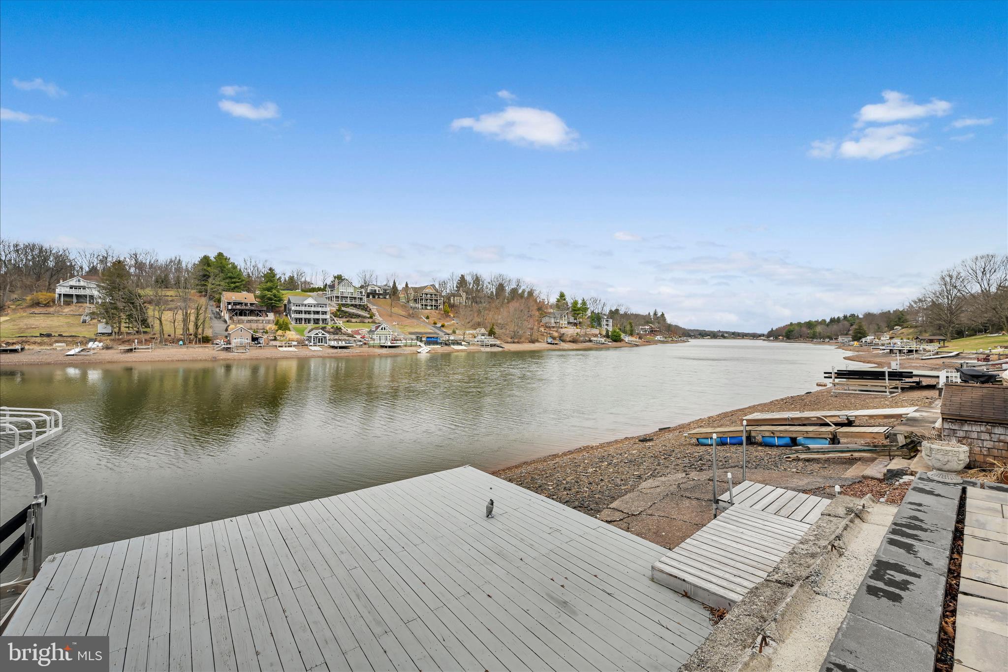 LAKE WYNONAH - Residential